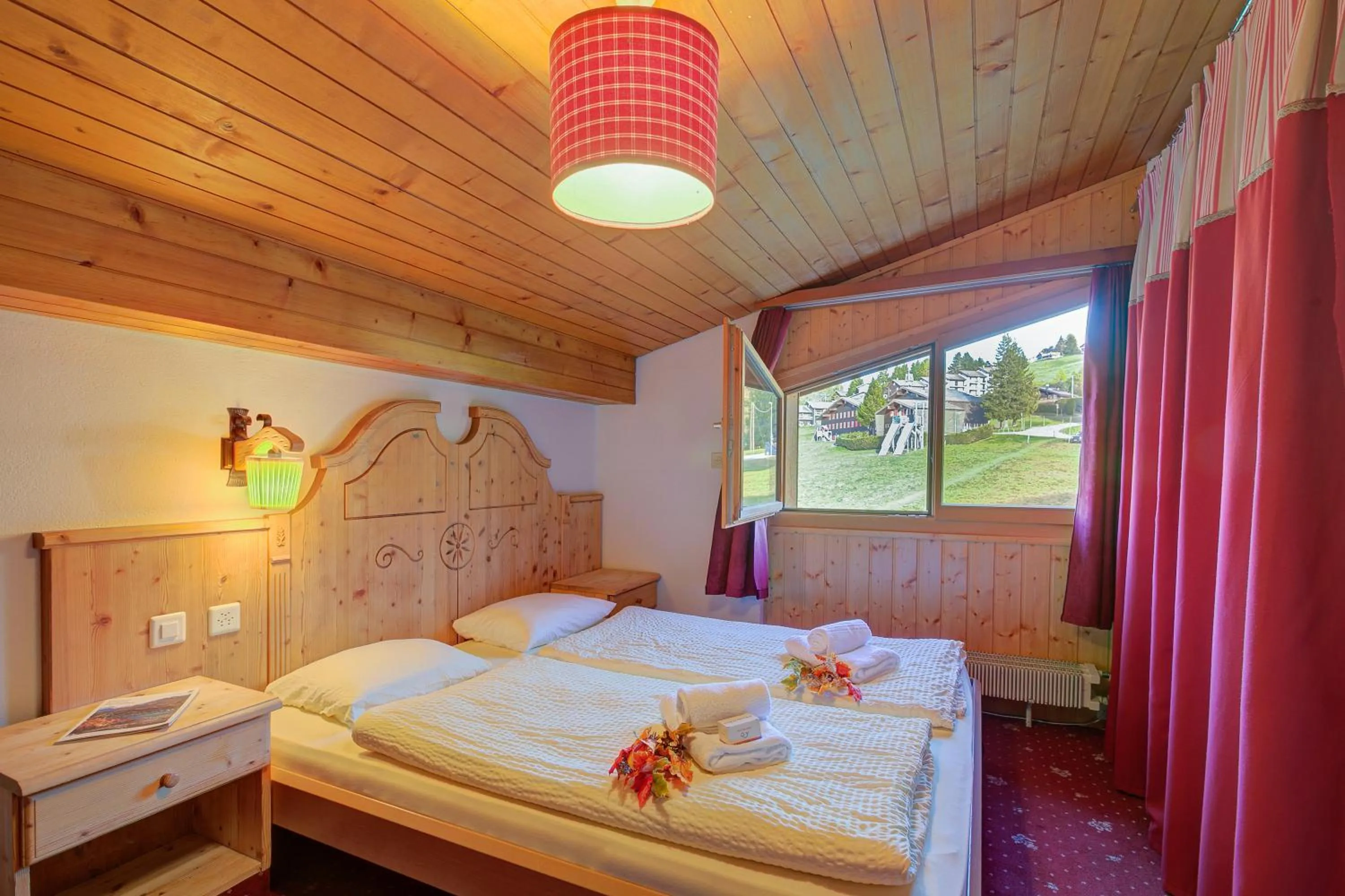 Bed in Hotel Relais Alpin