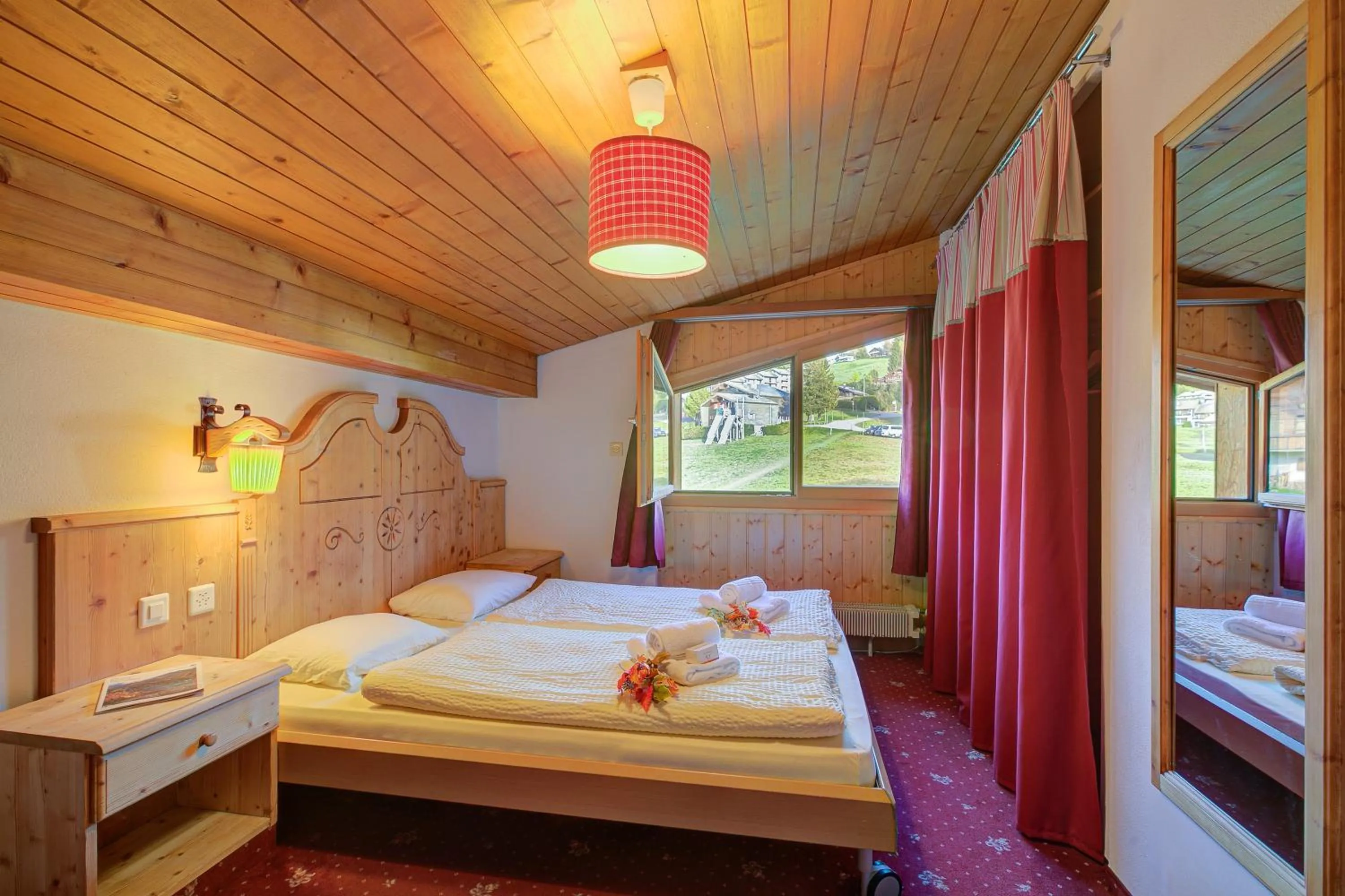 Bed in Hotel Relais Alpin