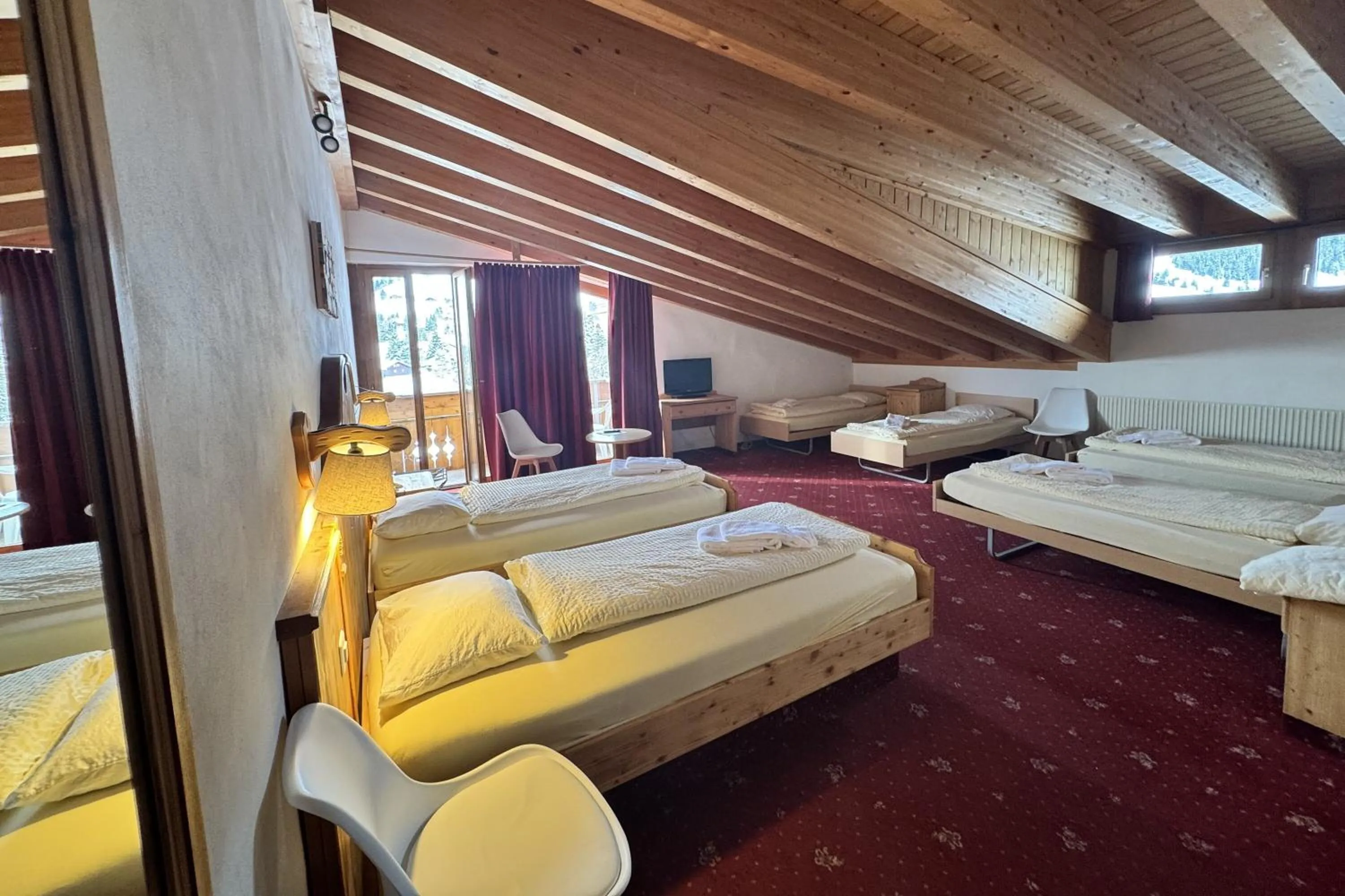 Bed in Hotel Relais Alpin