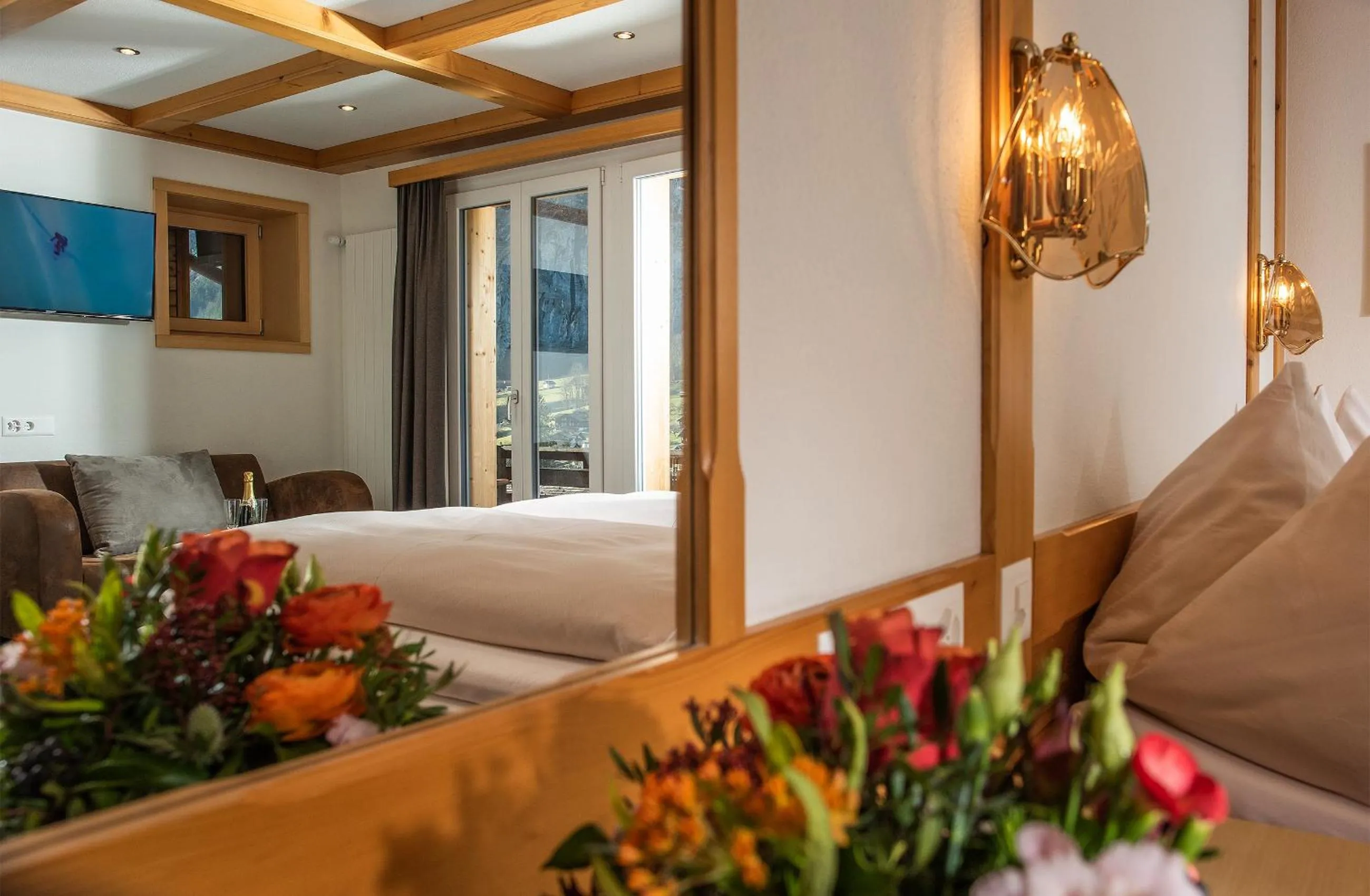 Photo of the whole room, Bed in Hotel Silberhorn