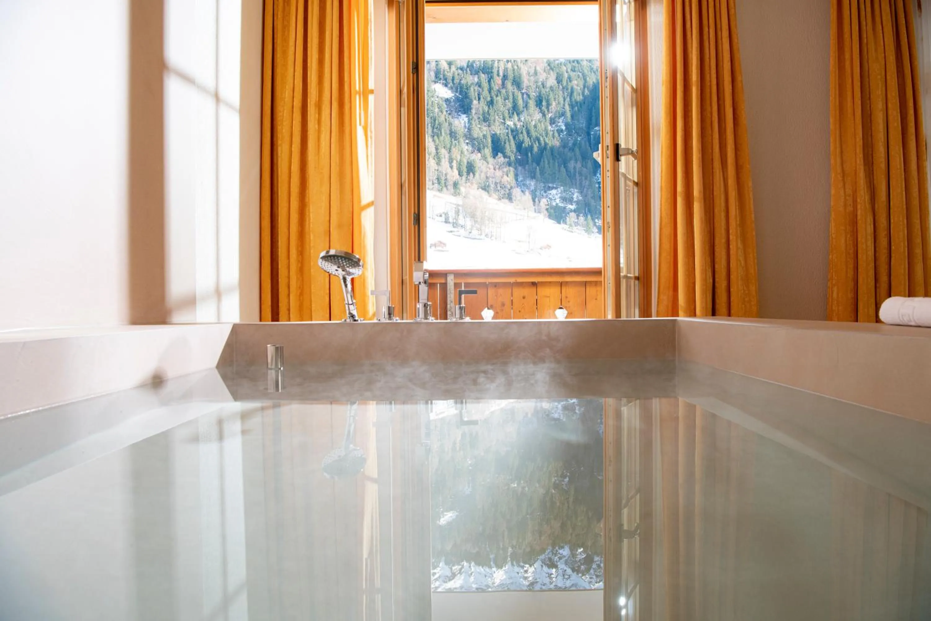 Mountain view in Hotel Silberhorn