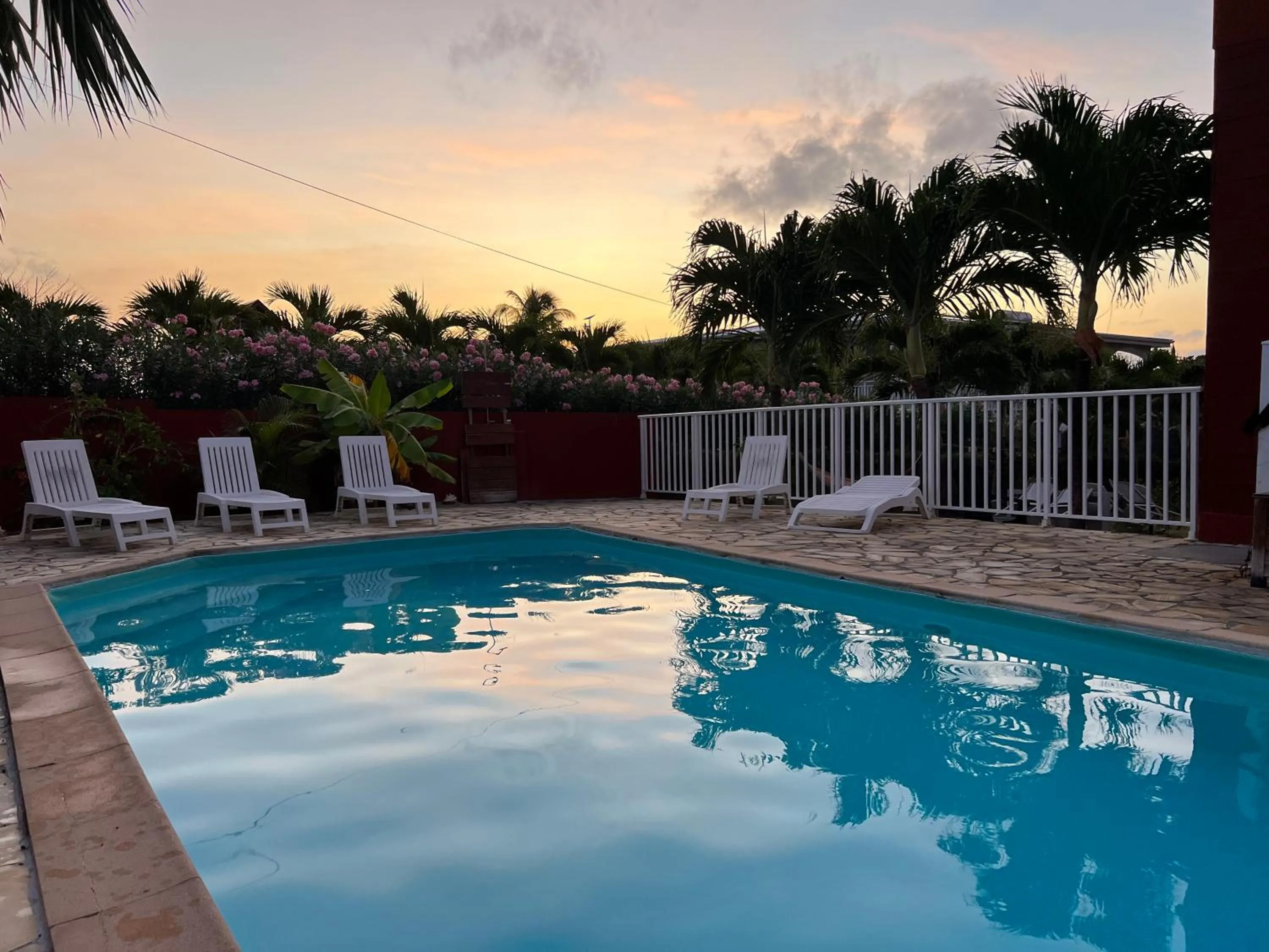Swimming pool in Les plages de Macabou