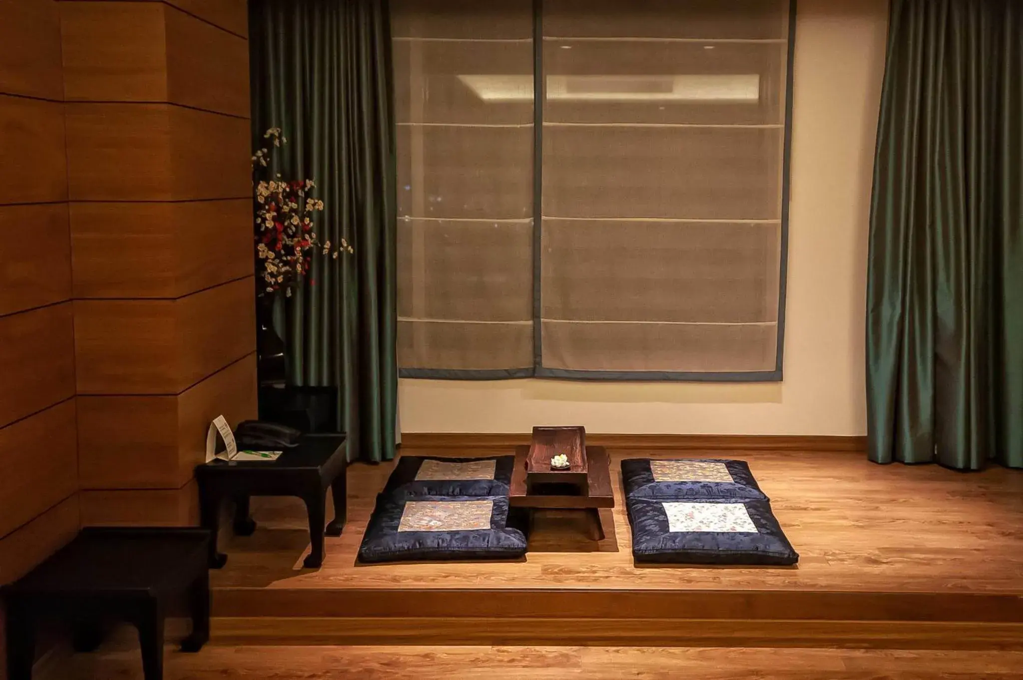 Photo of the whole room in Holiday Inn Gwangju by IHG Photo of the whole room in Holiday Inn Gwangju by IHG