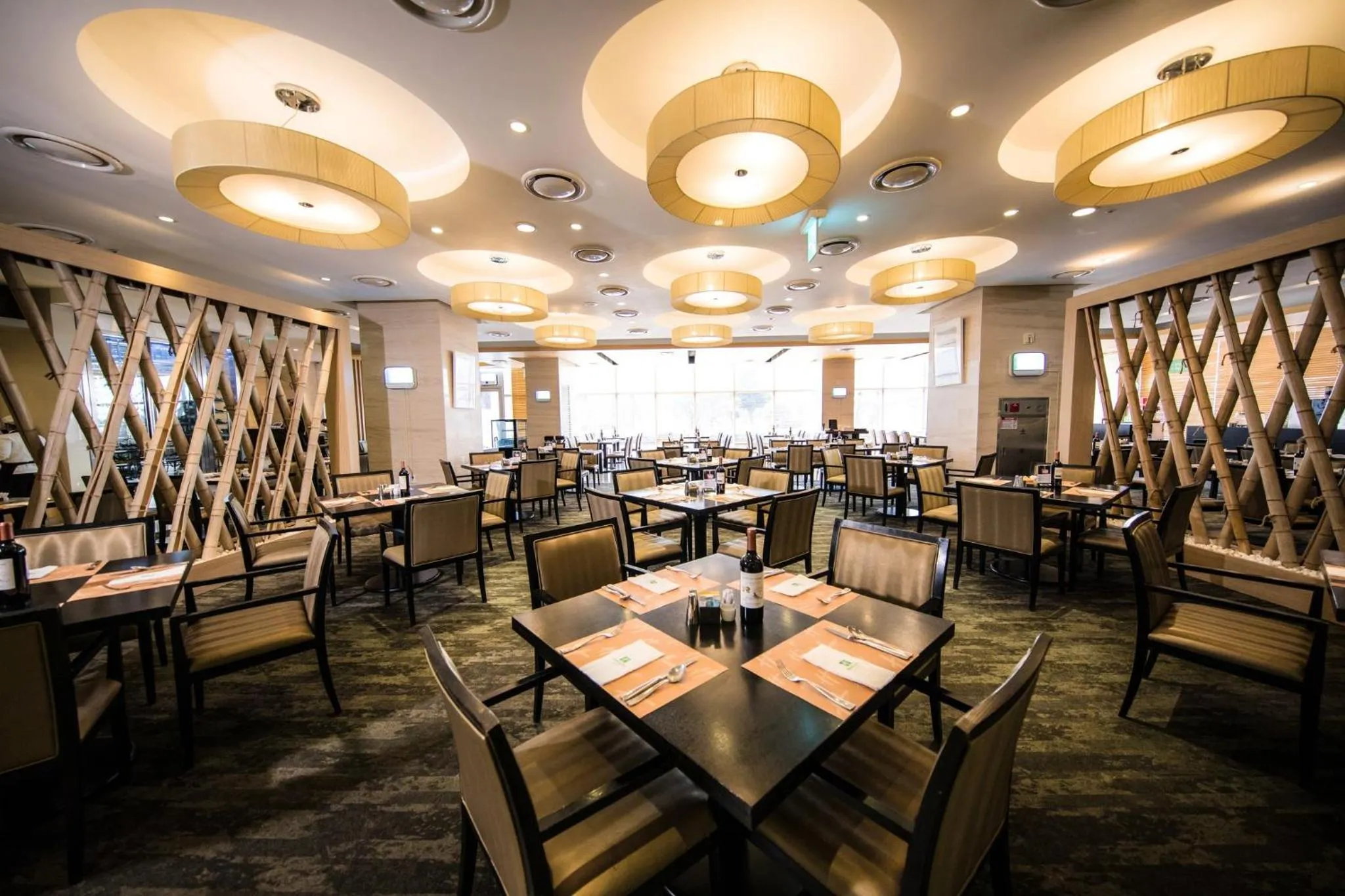 Restaurant/places to eat in Holiday Inn Gwangju by IHG