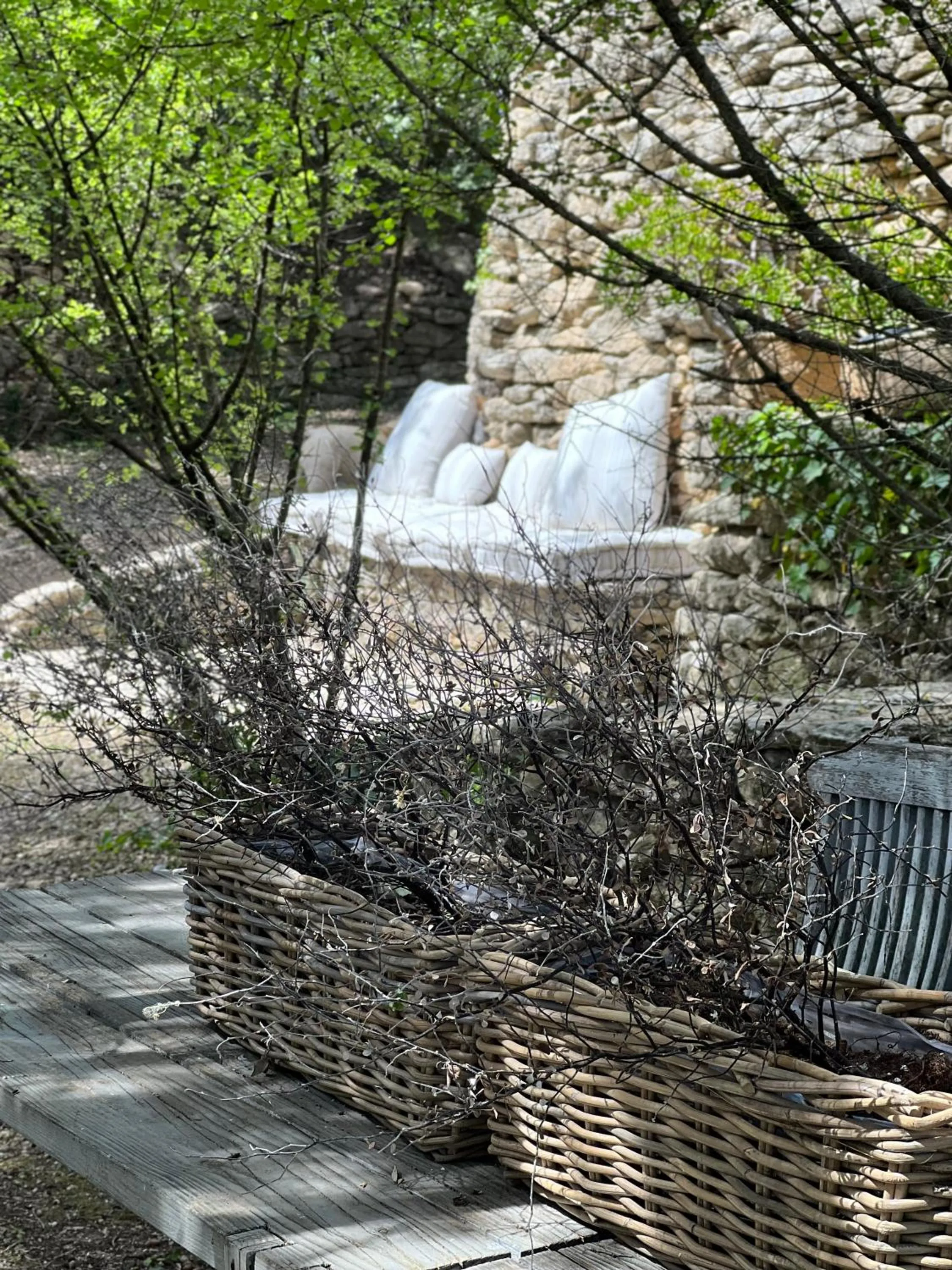 Property building in Le Mas de Béthel