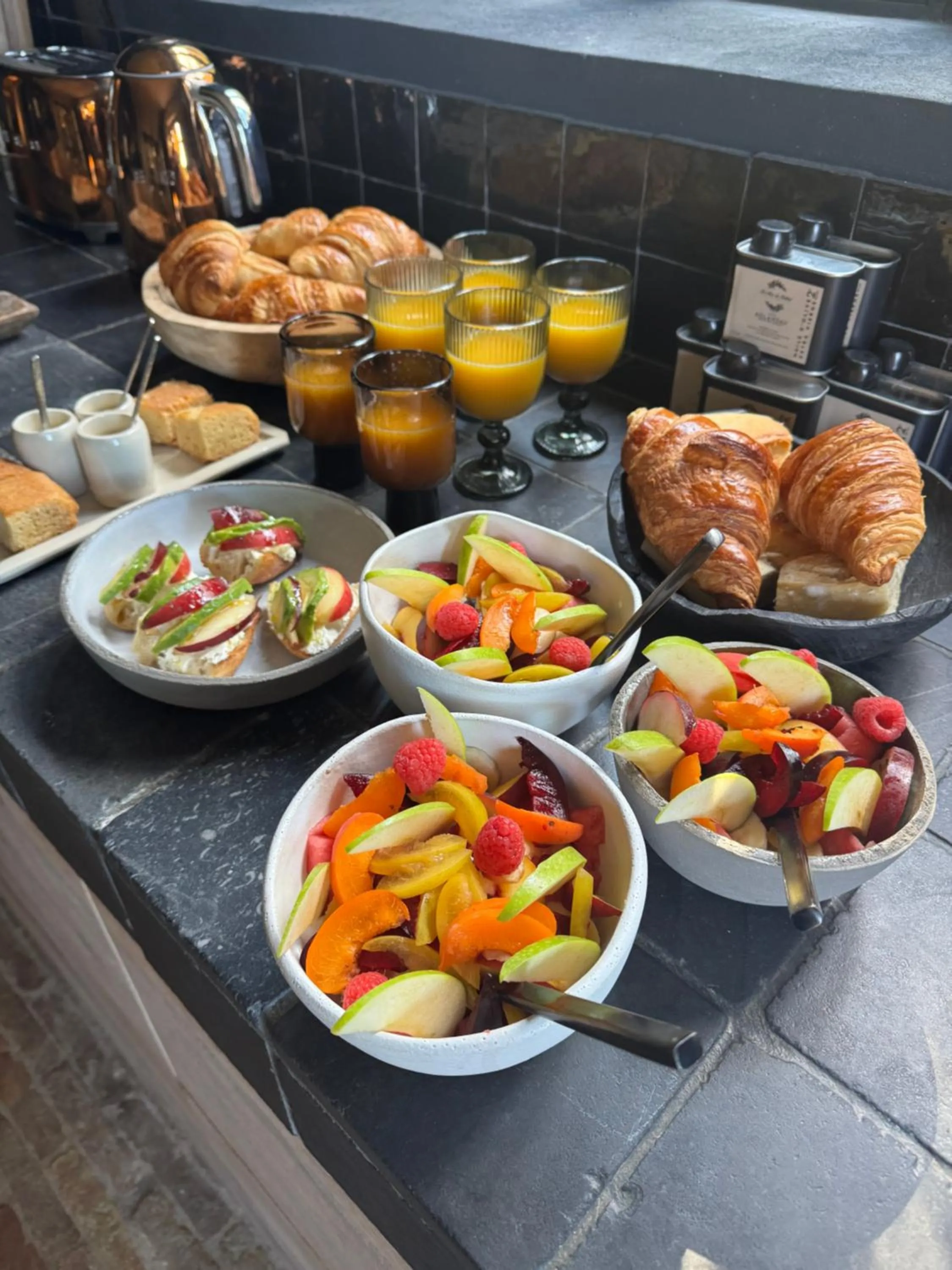 Breakfast in Le Mas de Béthel