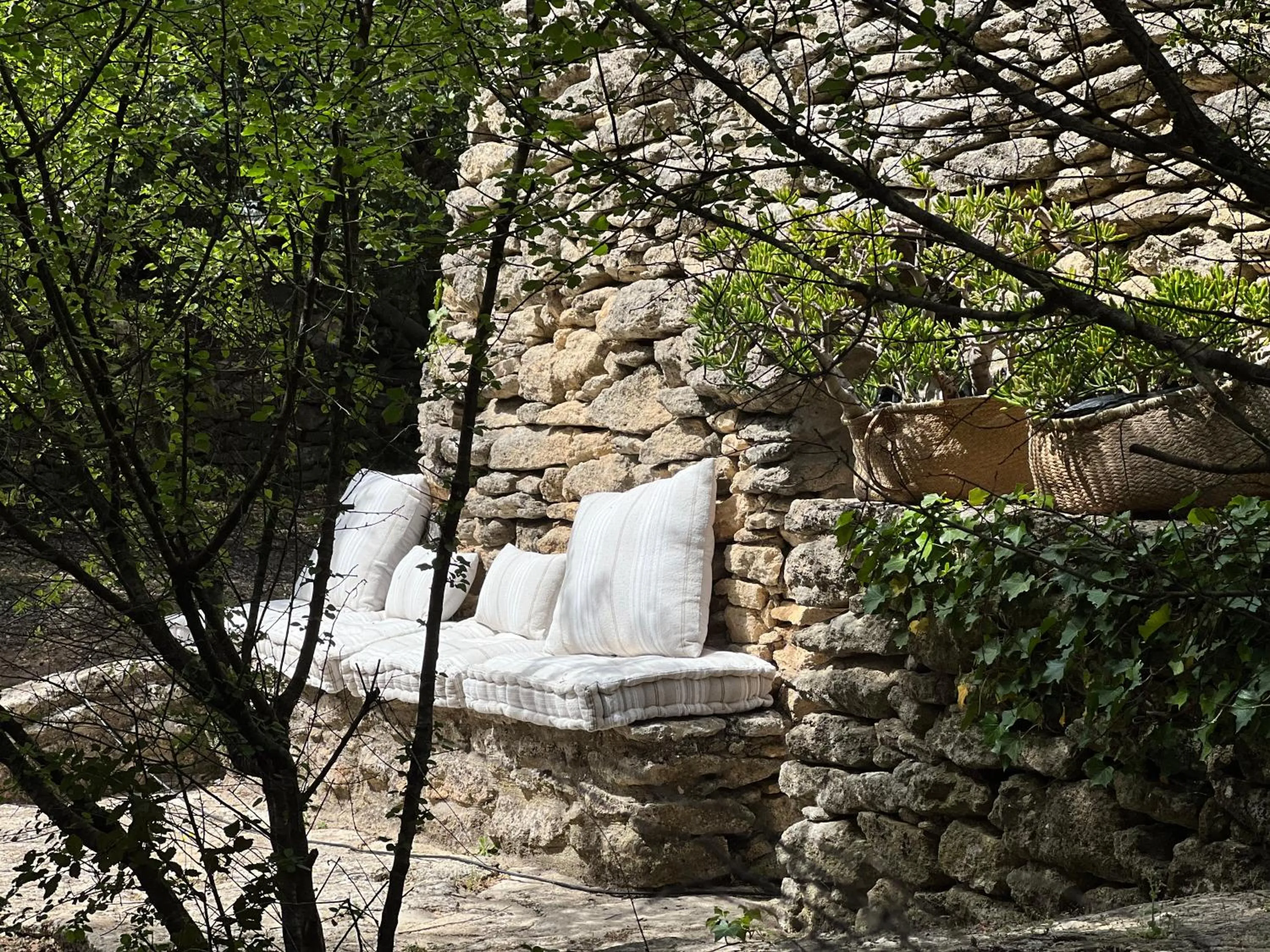 Garden in Le Mas de Béthel