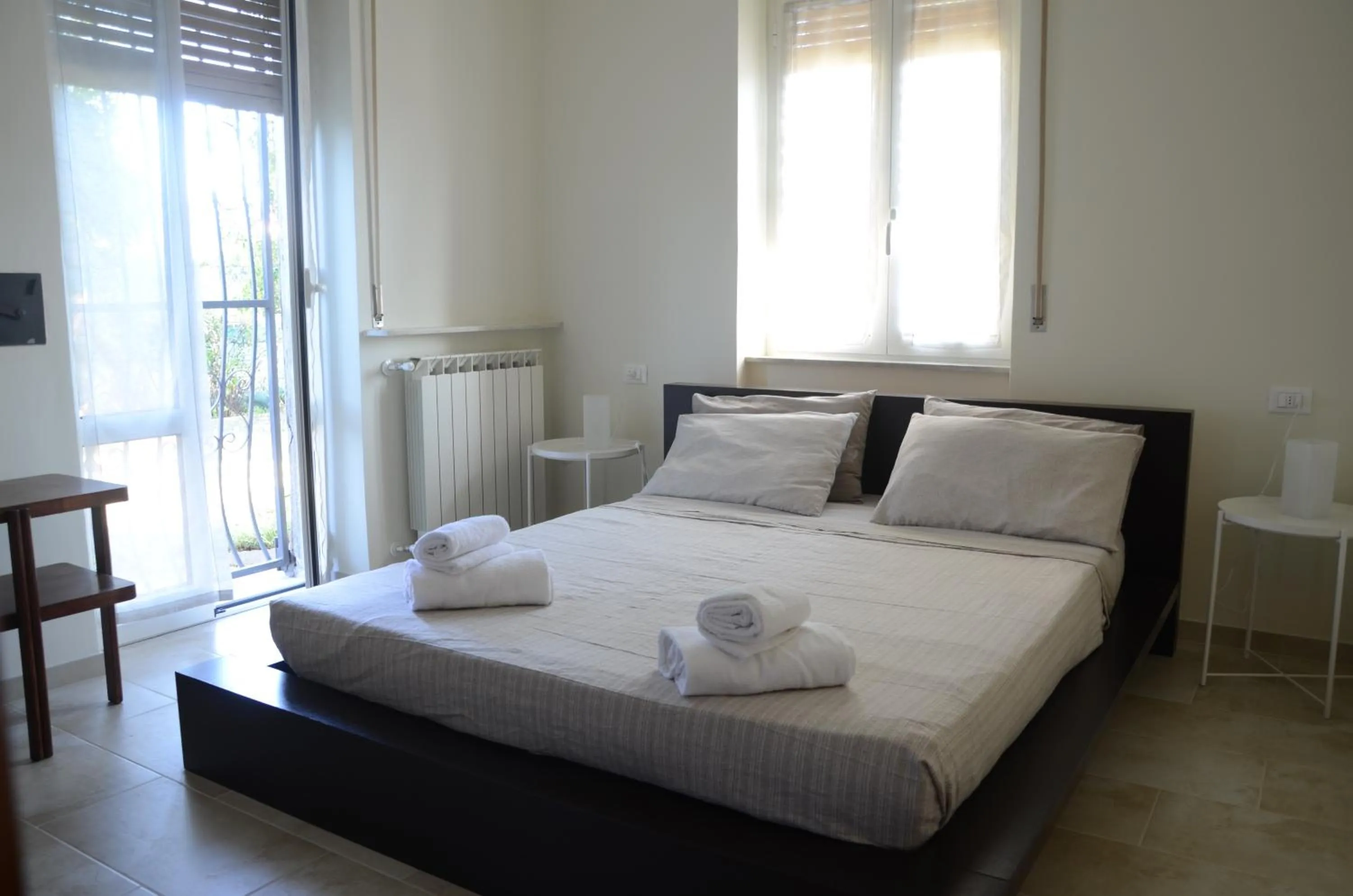 Bed in Calicantus bed and breakfast