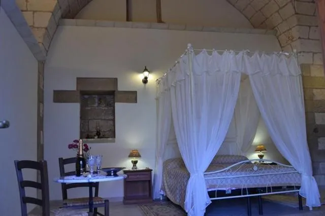 Decorative detail in Masseria Cinti