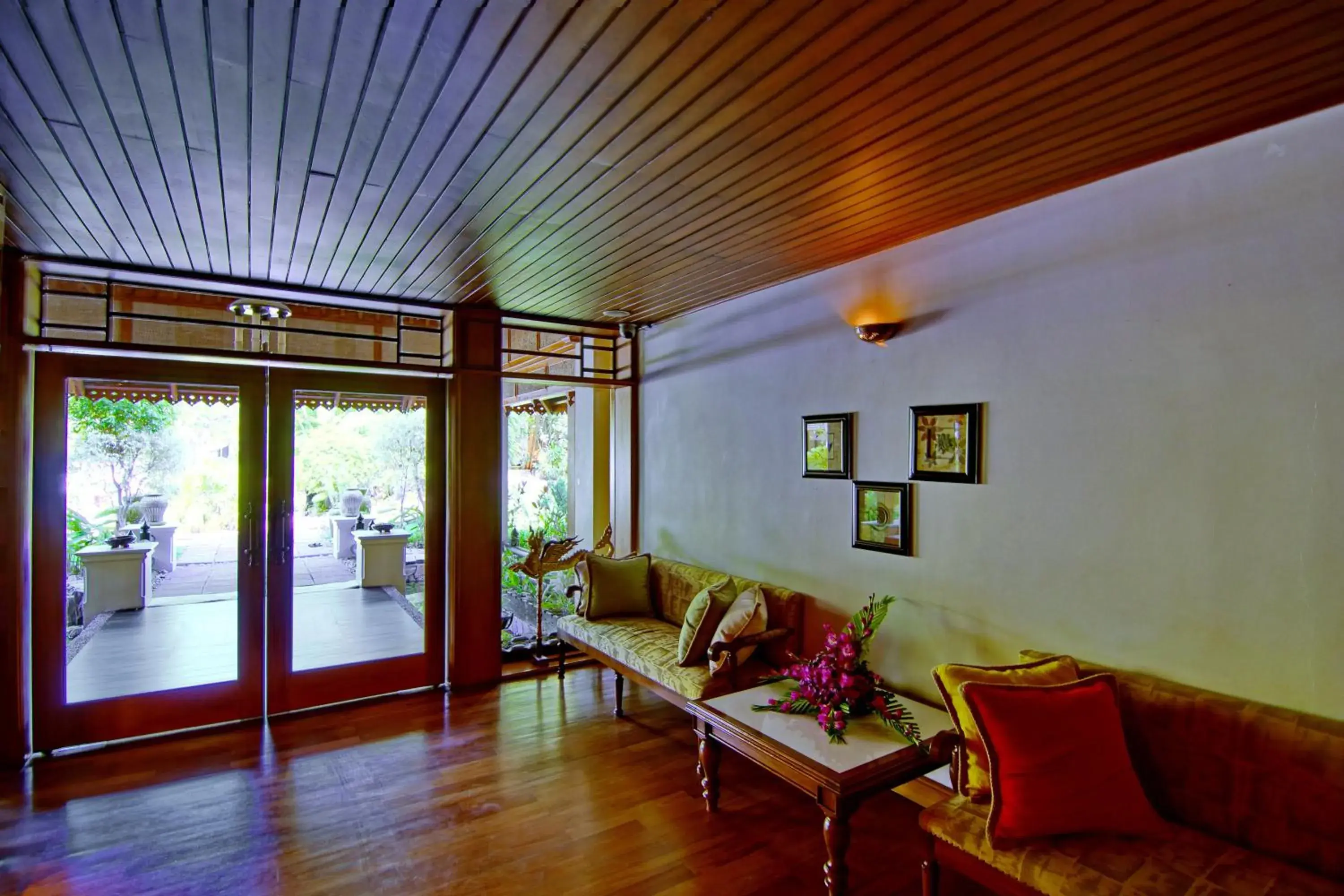 Facade/entrance in The Hotel by the Red Canal Facade/entrance in The Hotel by the Red Canal