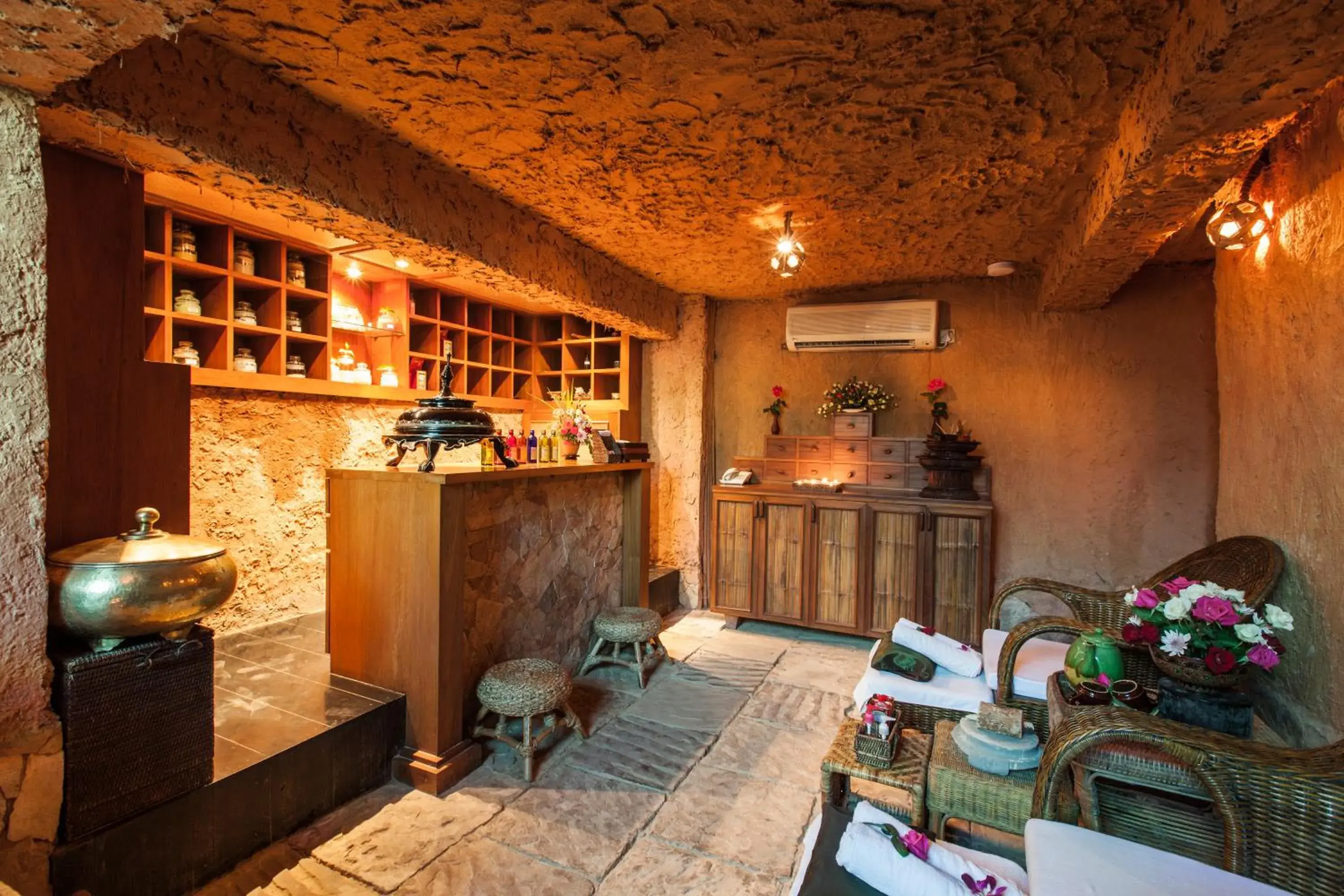 Spa and wellness centre/facilities in The Hotel by the Red Canal Spa and wellness centre/facilities in The Hotel by the Red Canal