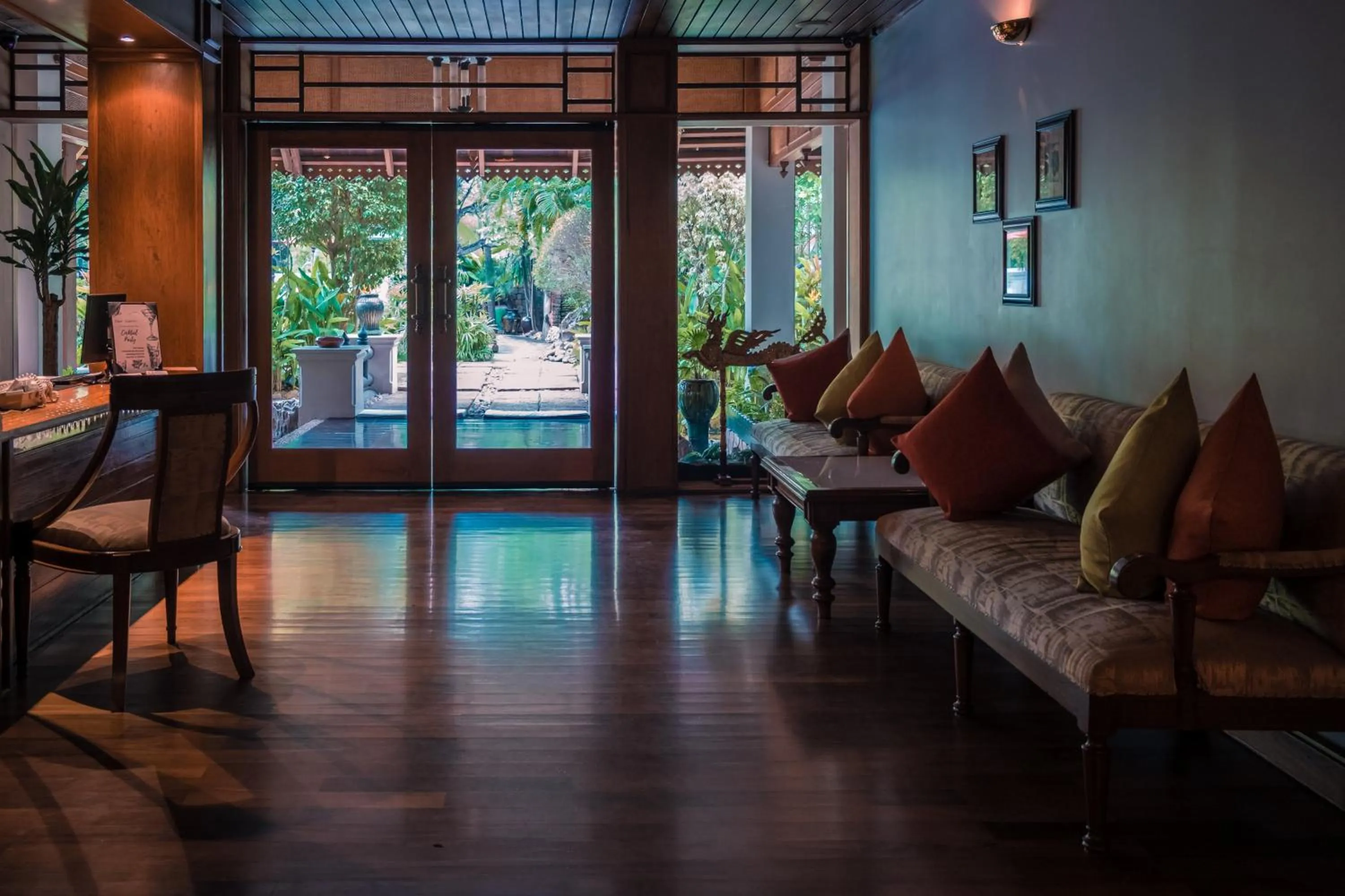 Lobby or reception in The Hotel by the Red Canal