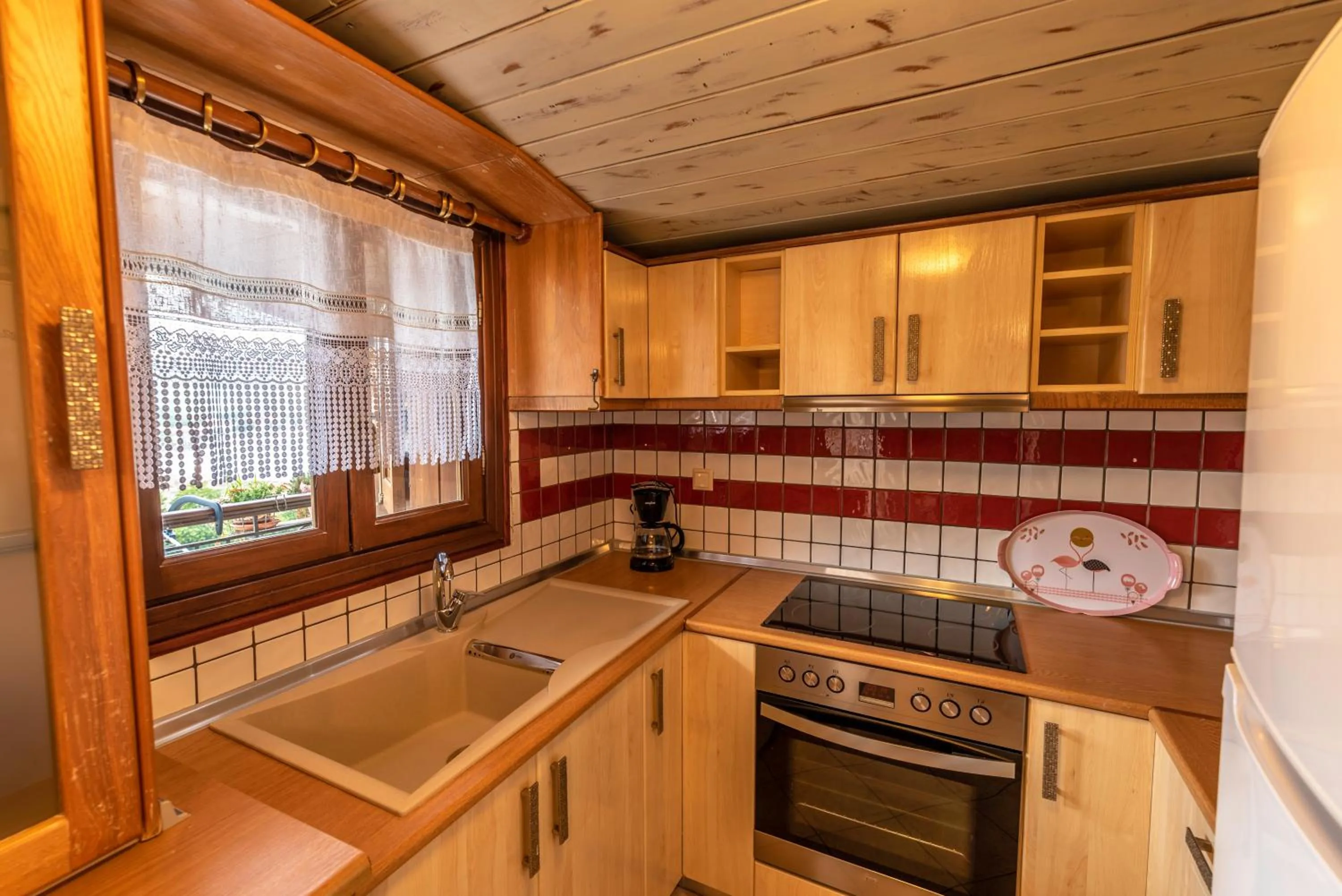 Kitchen or kitchenette in Hotel Hera