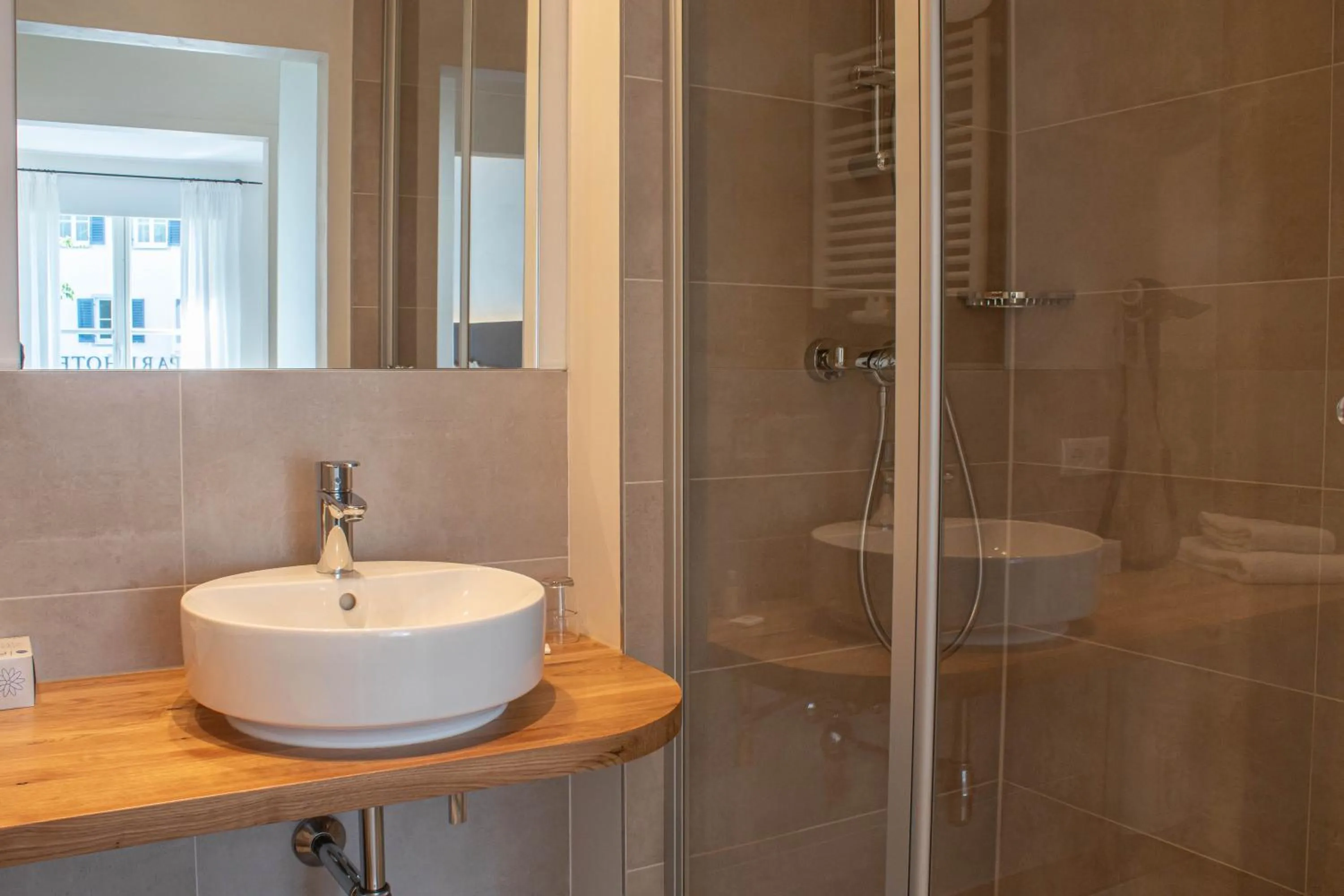 Shower in Parkhotel Wolfsburg