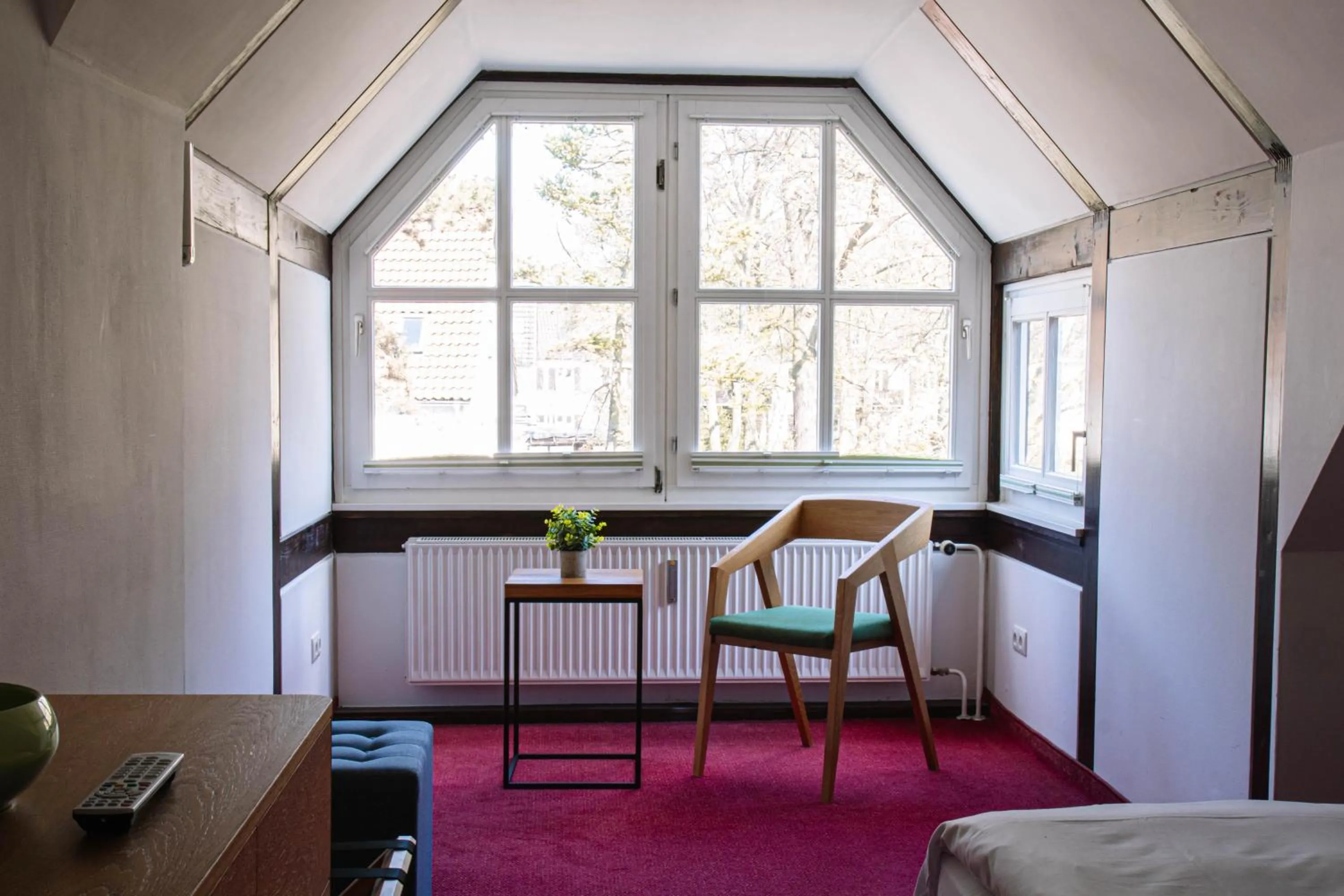 Photo of the whole room, Bed in Parkhotel Wolfsburg