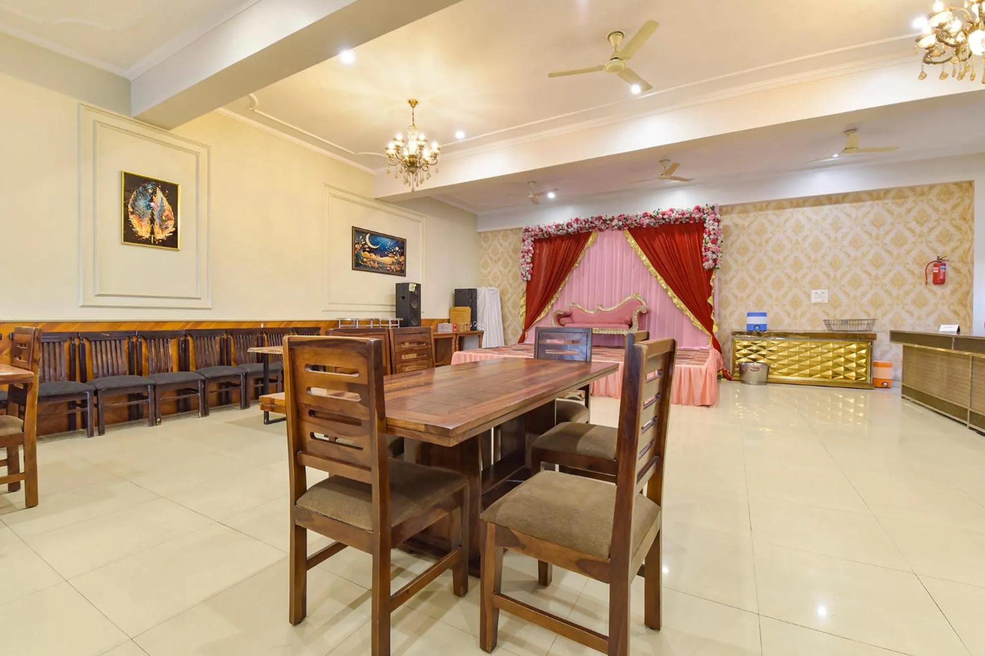 Banquet/Function facilities in FabHotel Shiv Palace