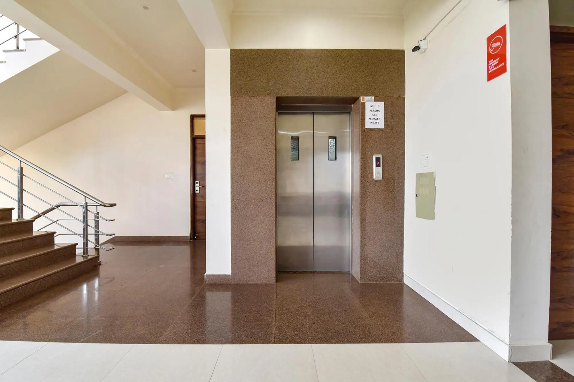 elevator in FabHotel Shiv Palace