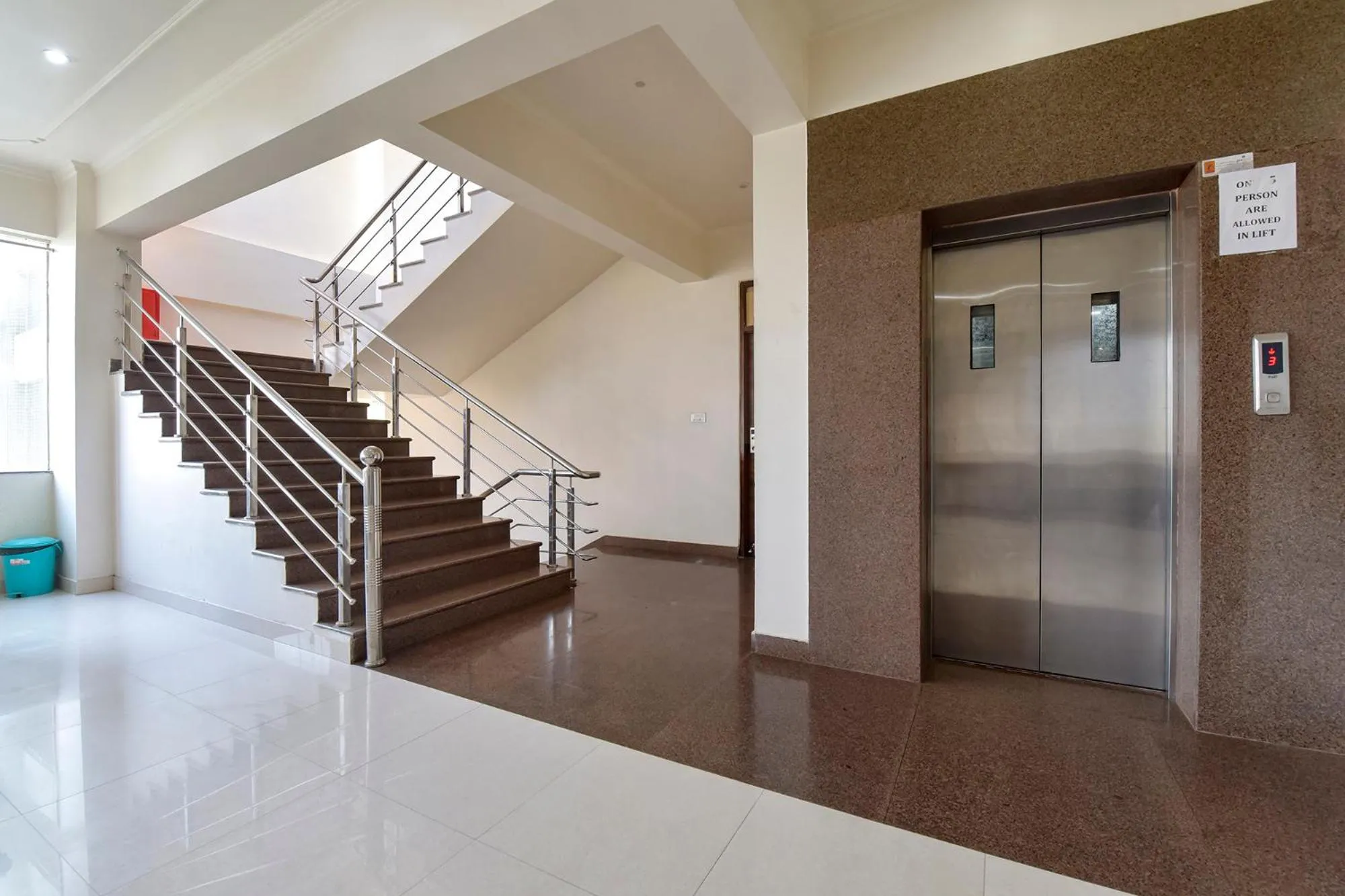 elevator in FabHotel Shiv Palace