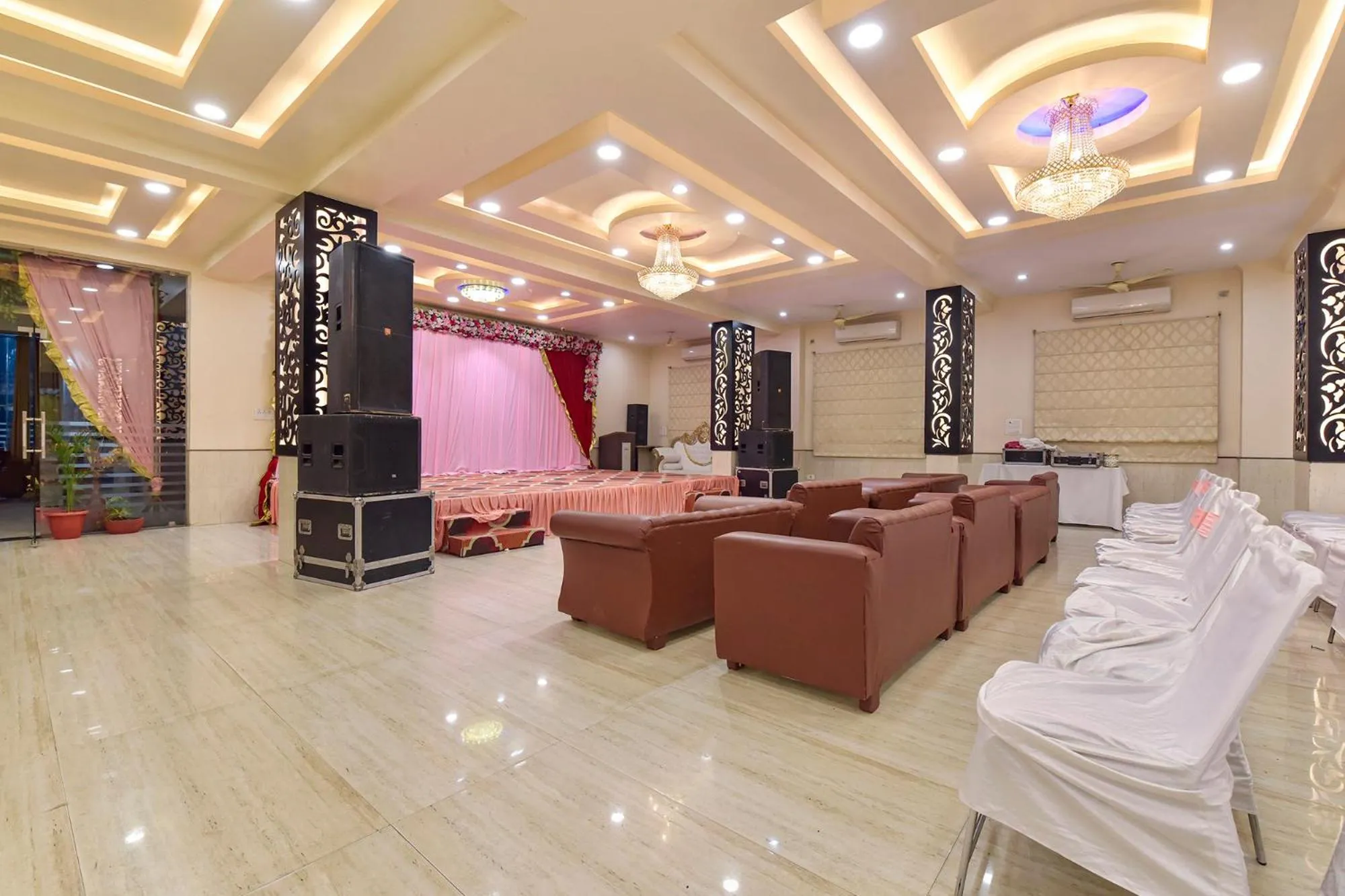 Banquet/Function facilities in FabHotel Shiv Palace