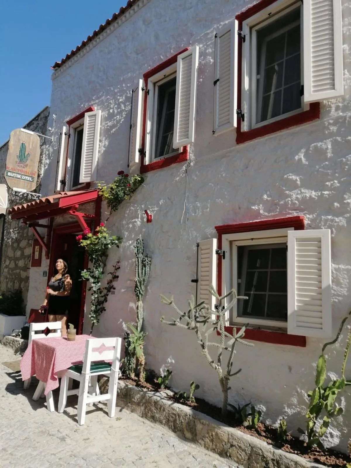 Property building in kaktüshan otel