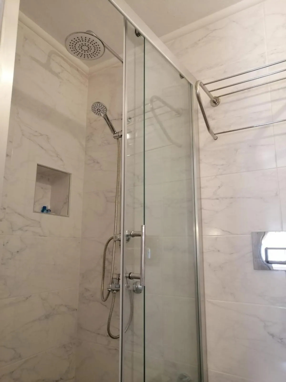 Bathroom in kaktüshan otel