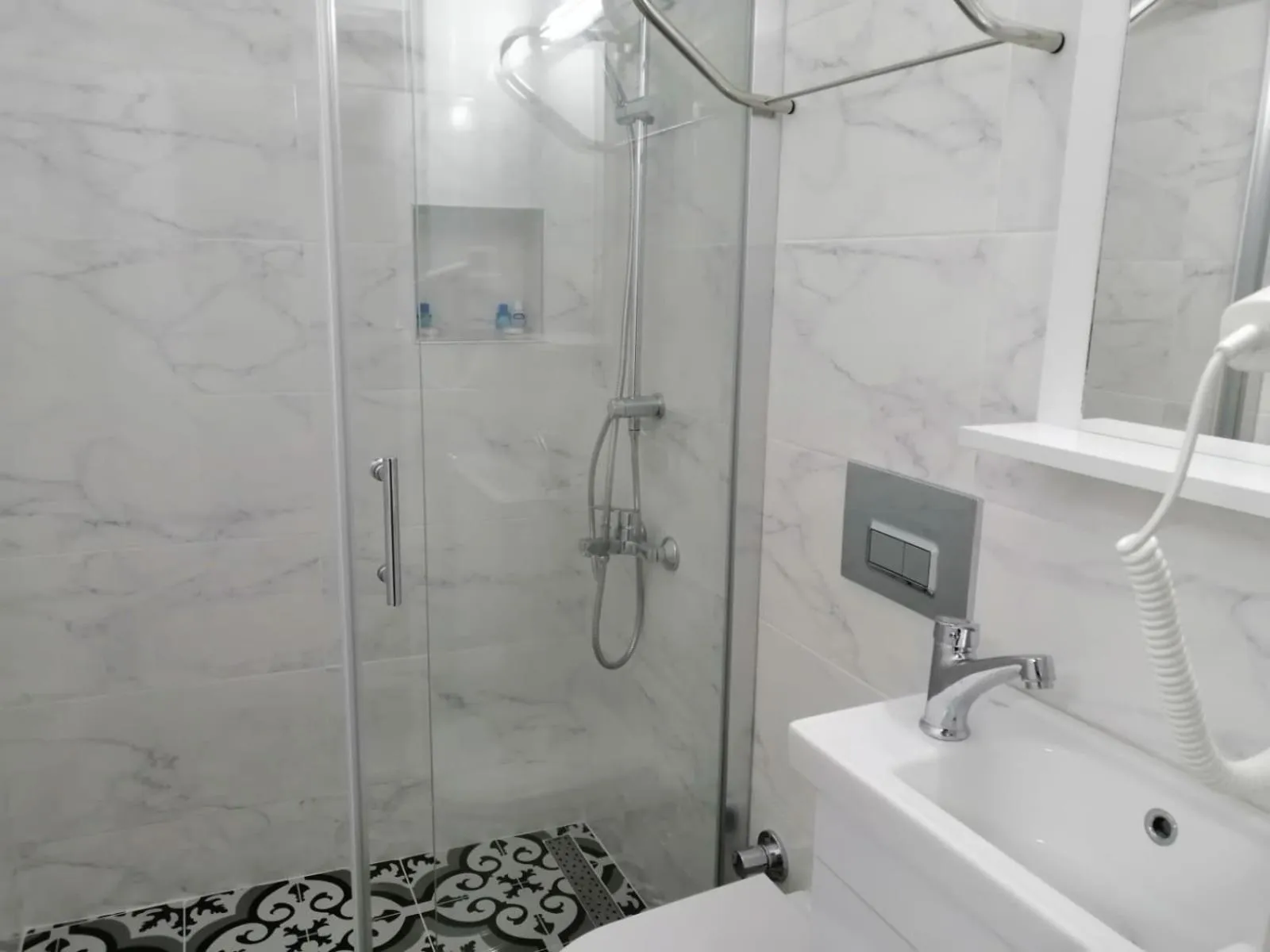 Bathroom in kaktüshan otel