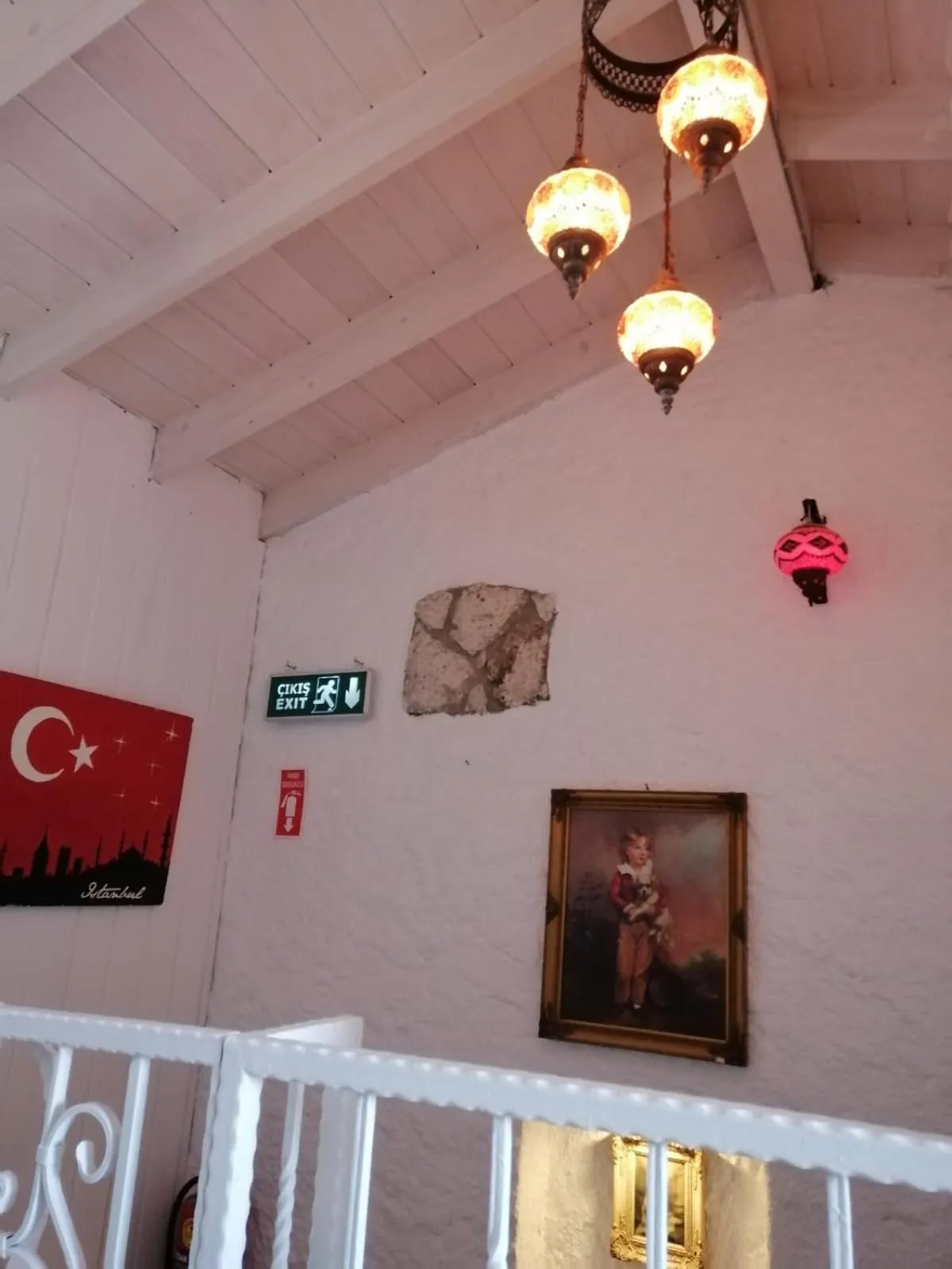 Restaurant/places to eat in kaktüshan otel