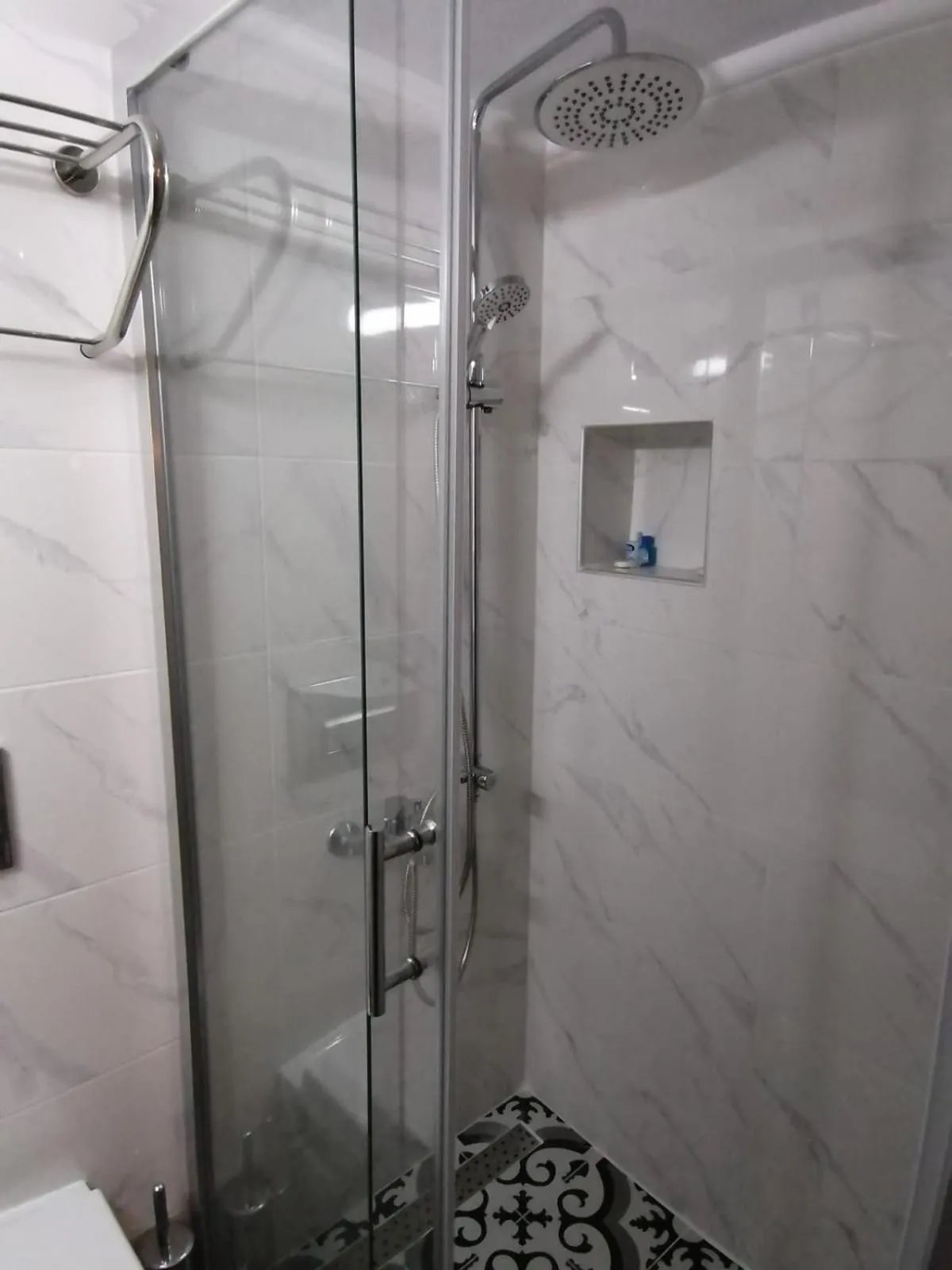 Bathroom in kaktüshan otel