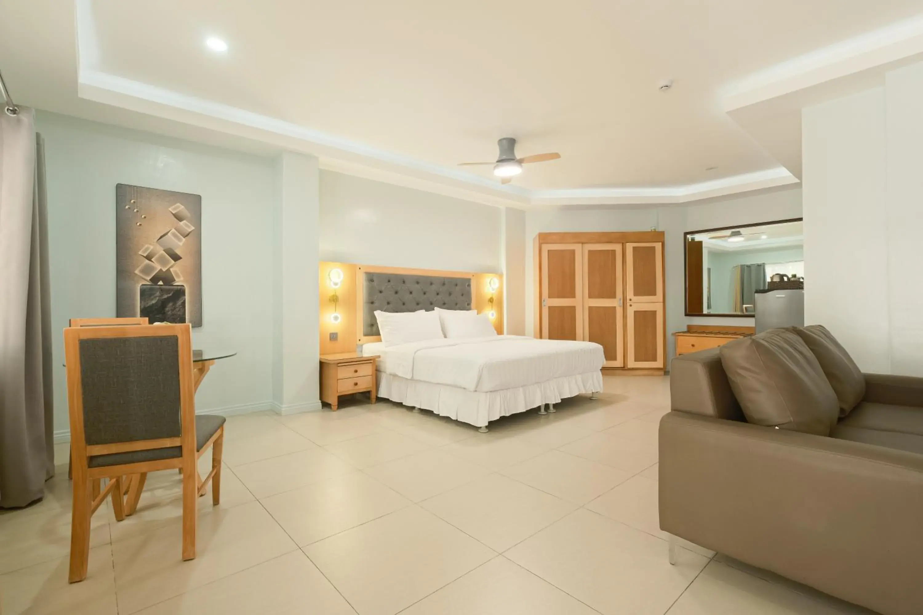 Suite with Garden View in Orchid Inn Suite with Garden View in Orchid Inn