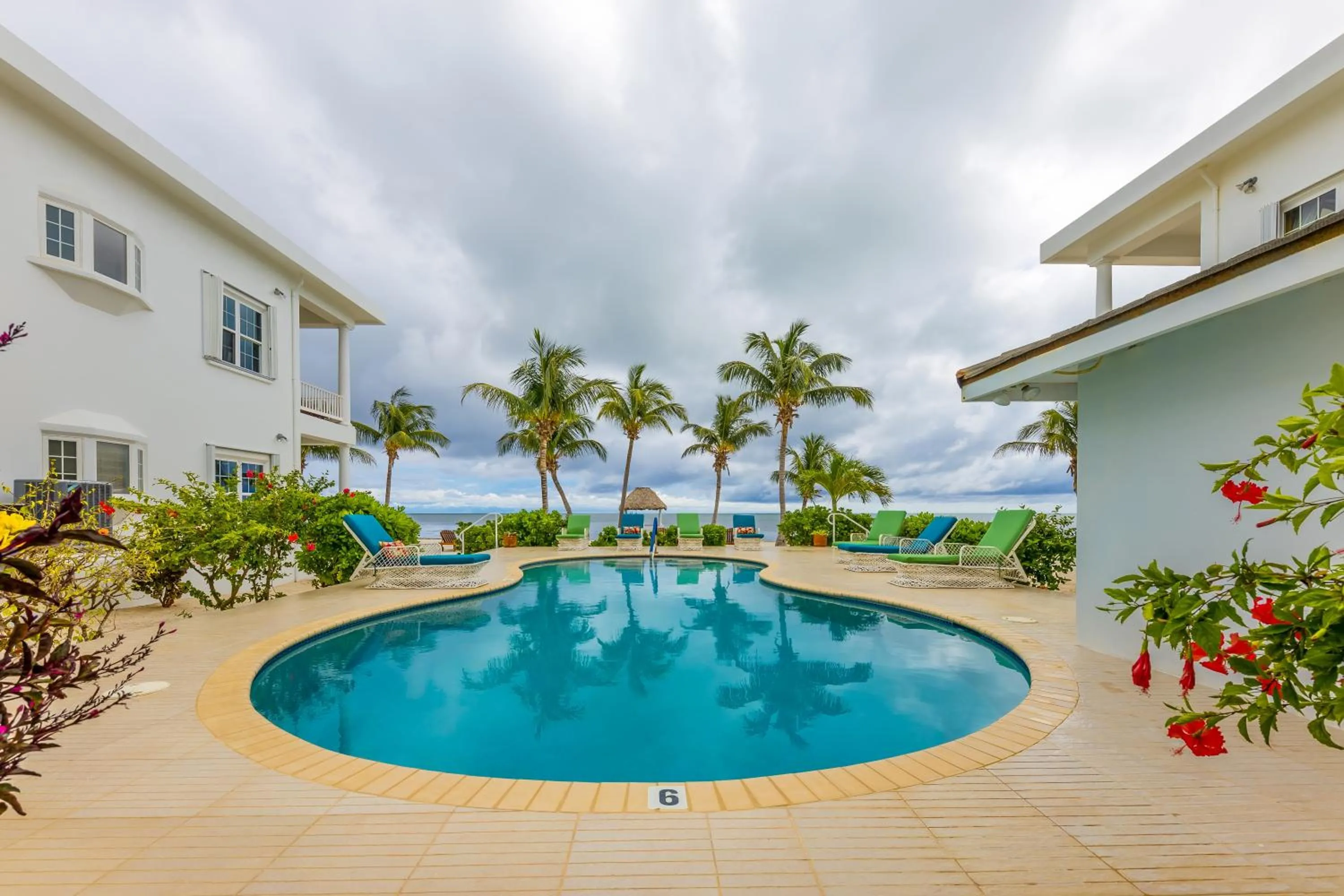 Swimming pool in Tara Del Sol Resort