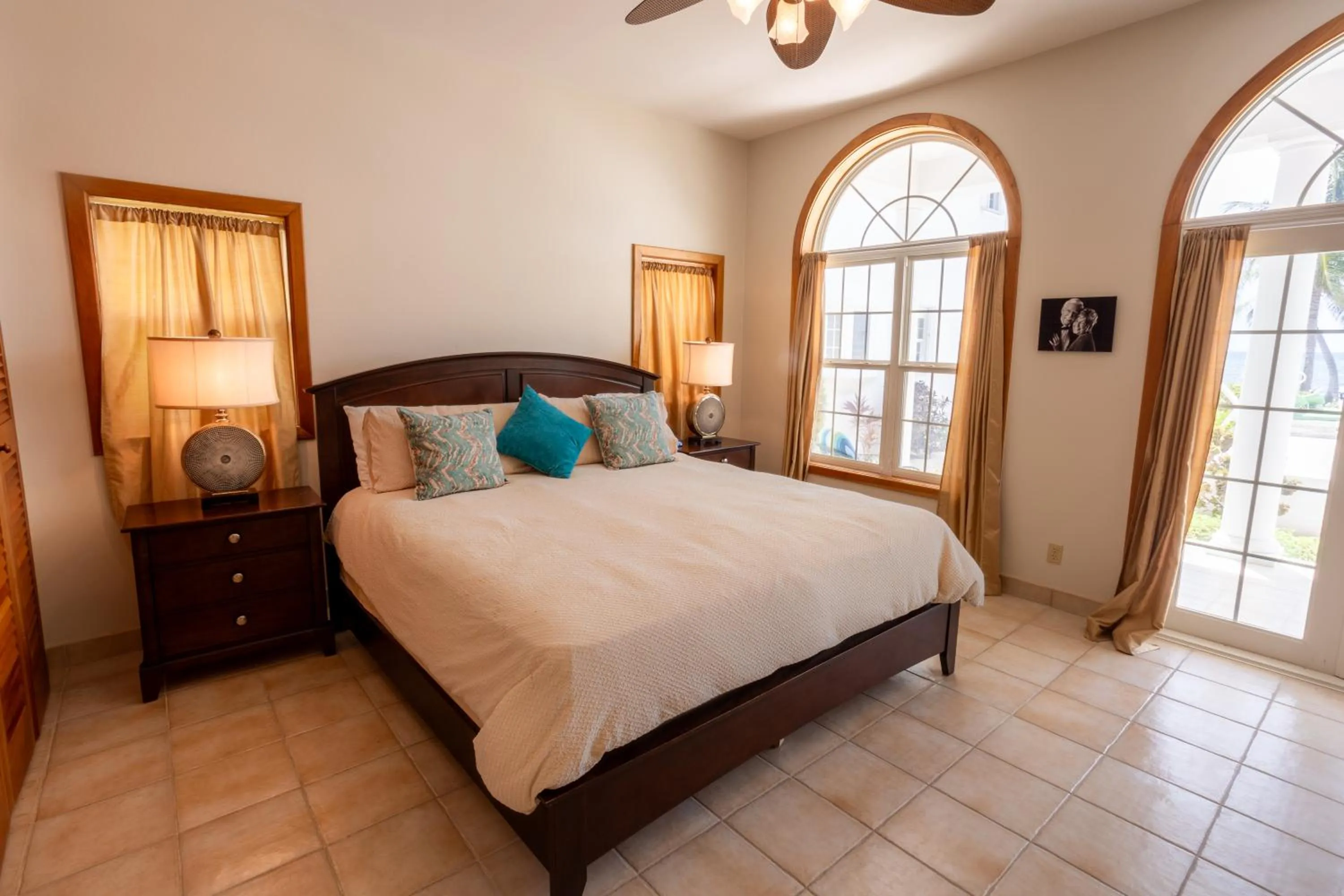 Bed in Tara Del Sol Resort