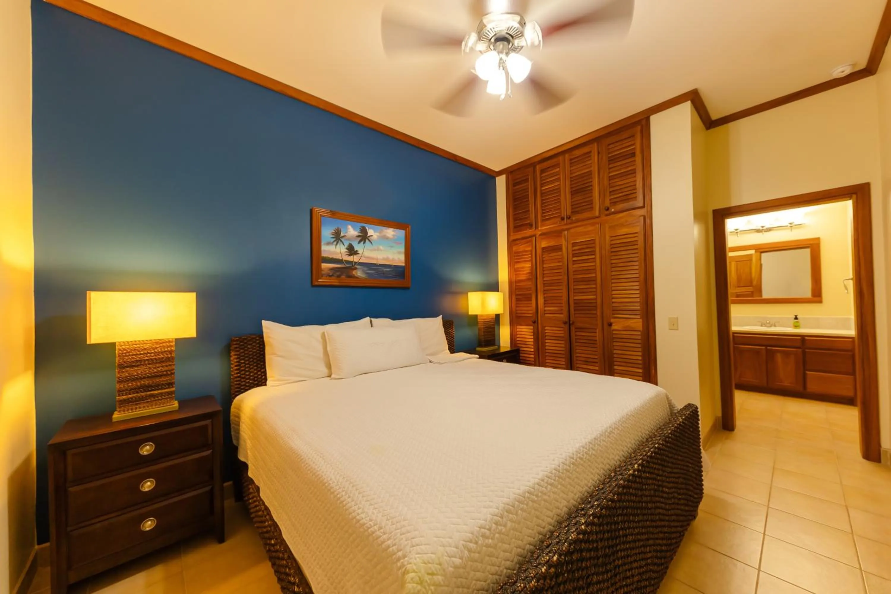 Bed in Tara Del Sol Resort