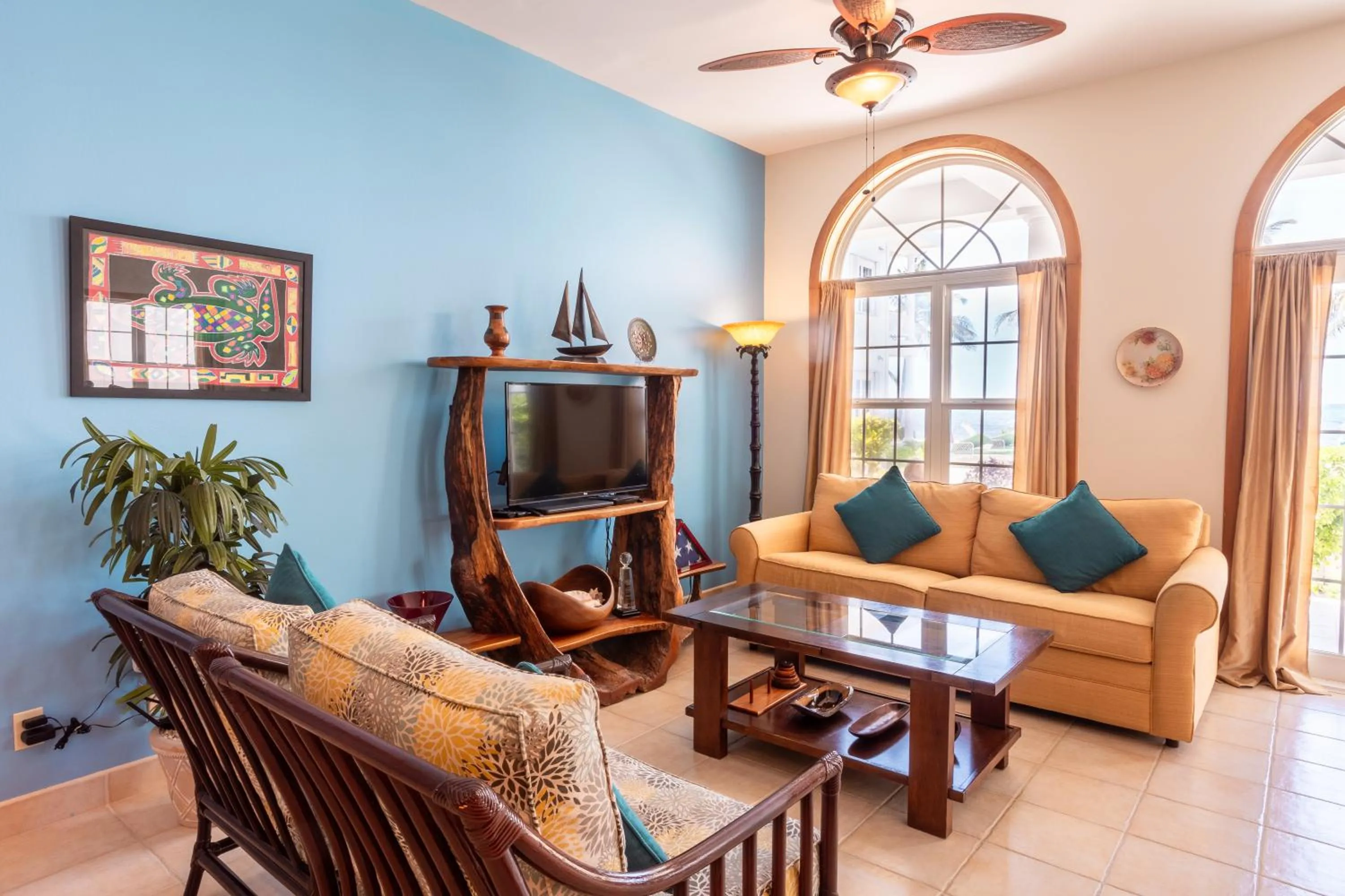 TV and multimedia in Tara Del Sol Resort