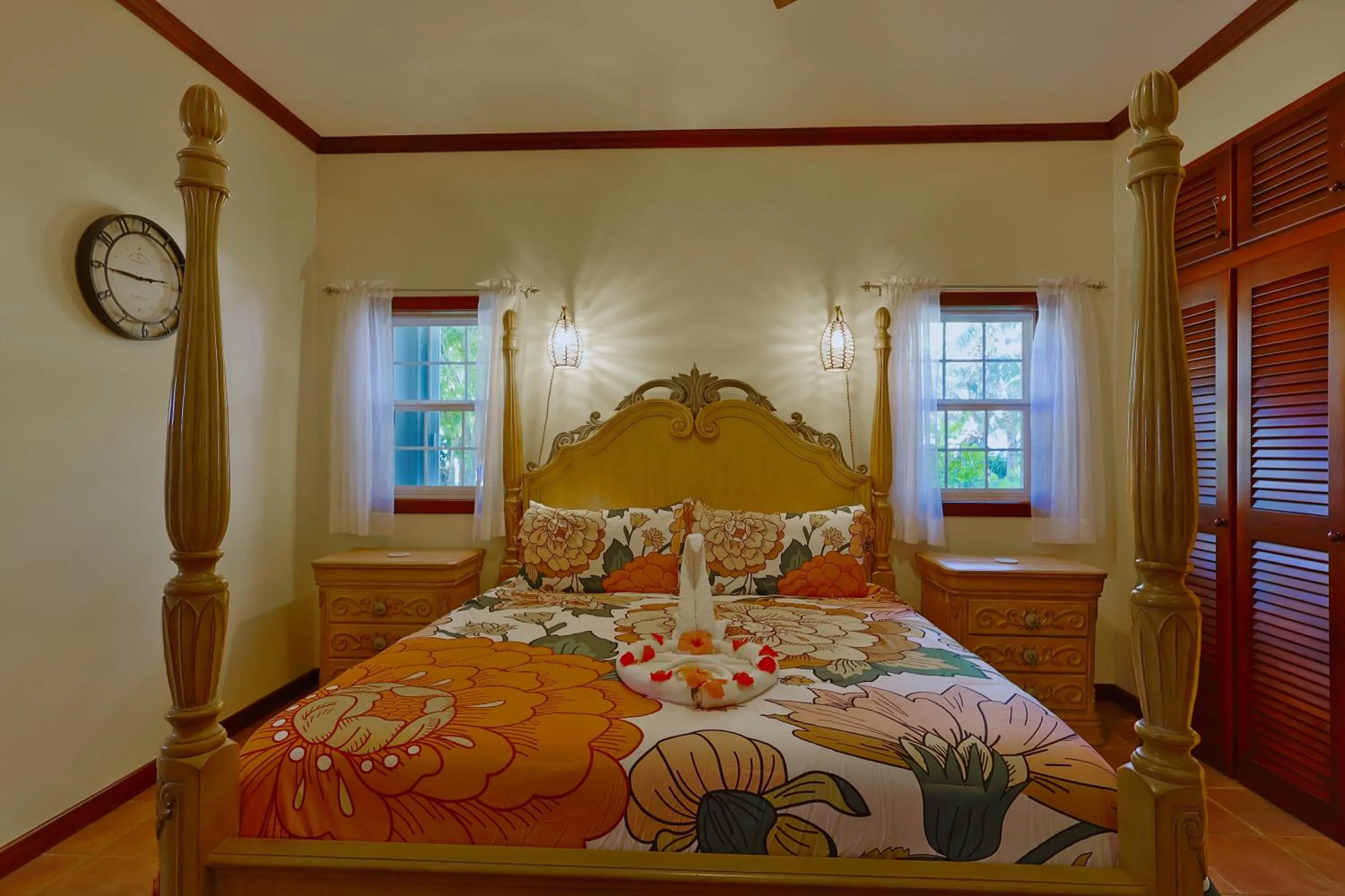 Bed in Tara Del Sol Resort