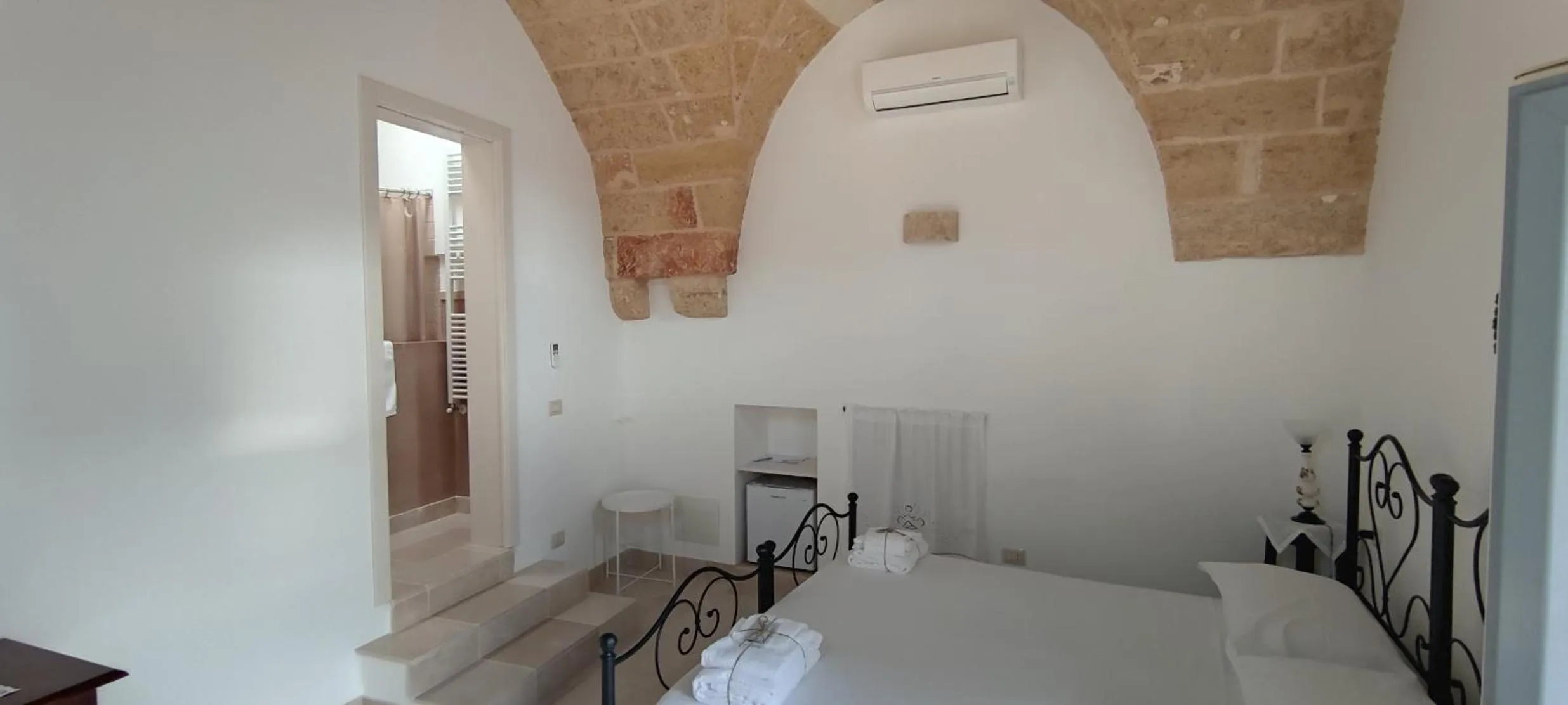 Bedroom, Bed in Asylum Amicorum Bed & Breakfast