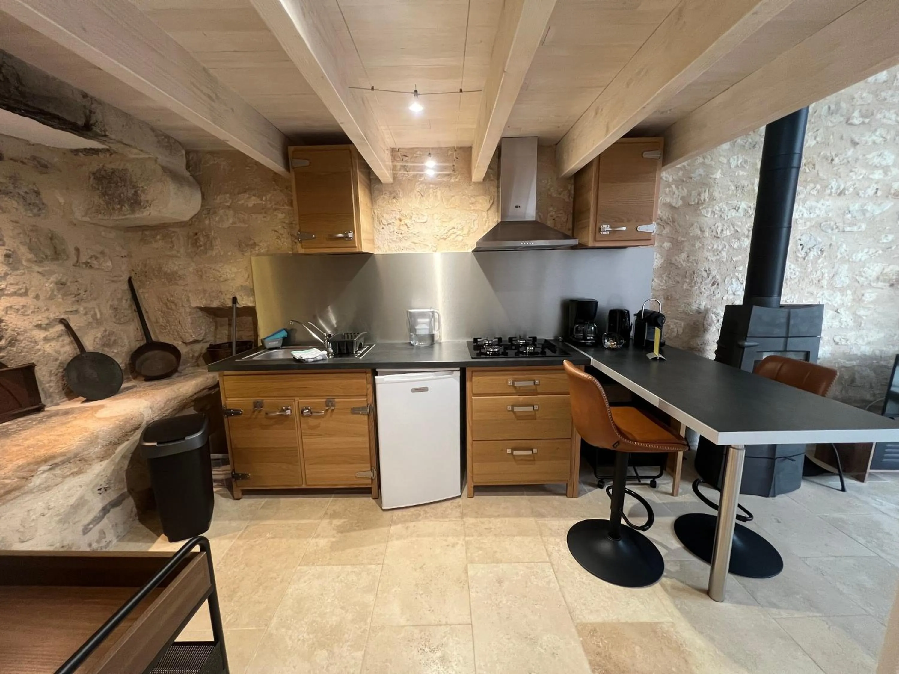 Kitchen or kitchenette in Le Relais des Chevaliers " Le Four à Pains "
