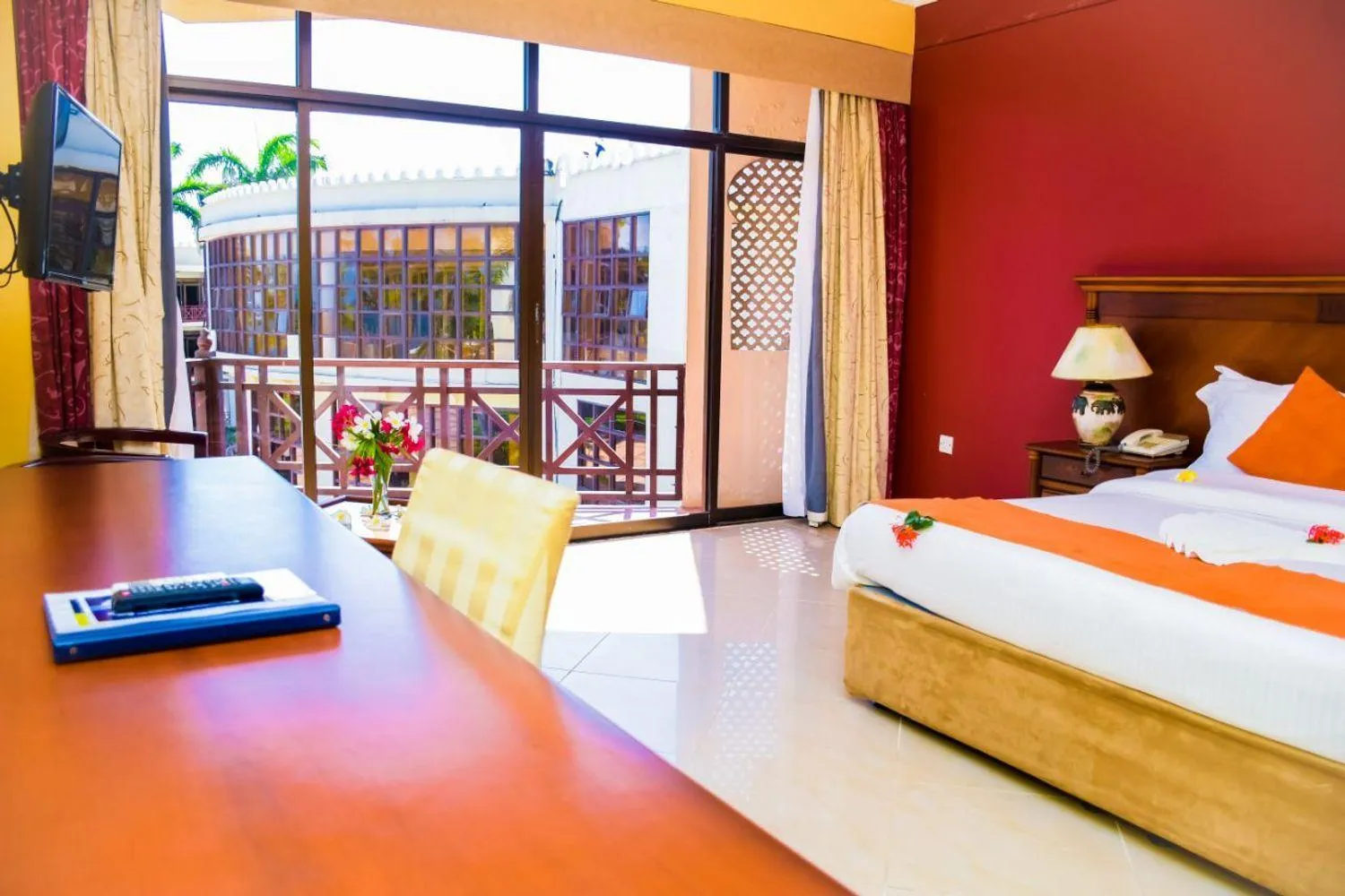 Photo of the whole room in Golden Tulip Tanzania