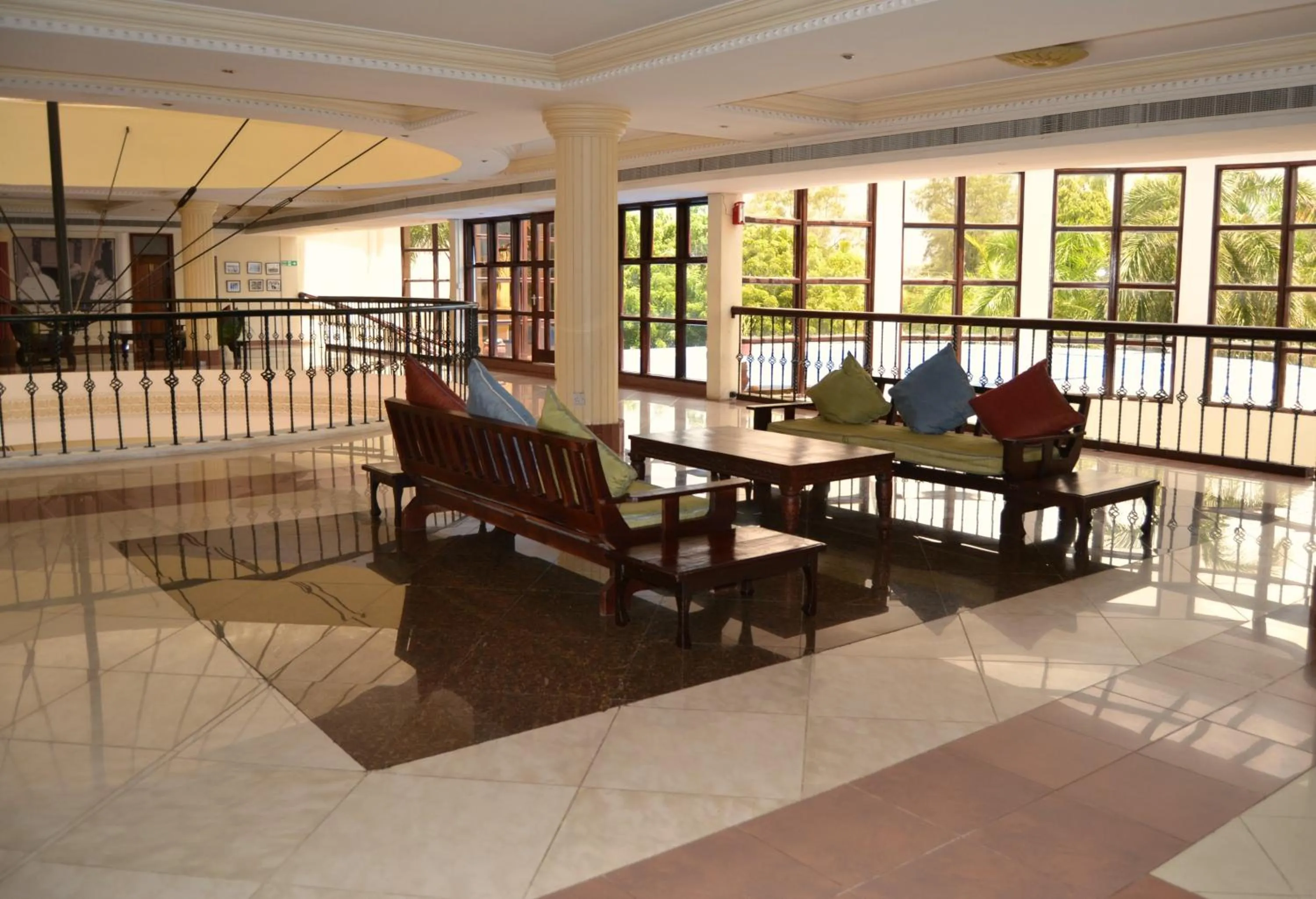 Lounge or bar in Golden Tulip Tanzania