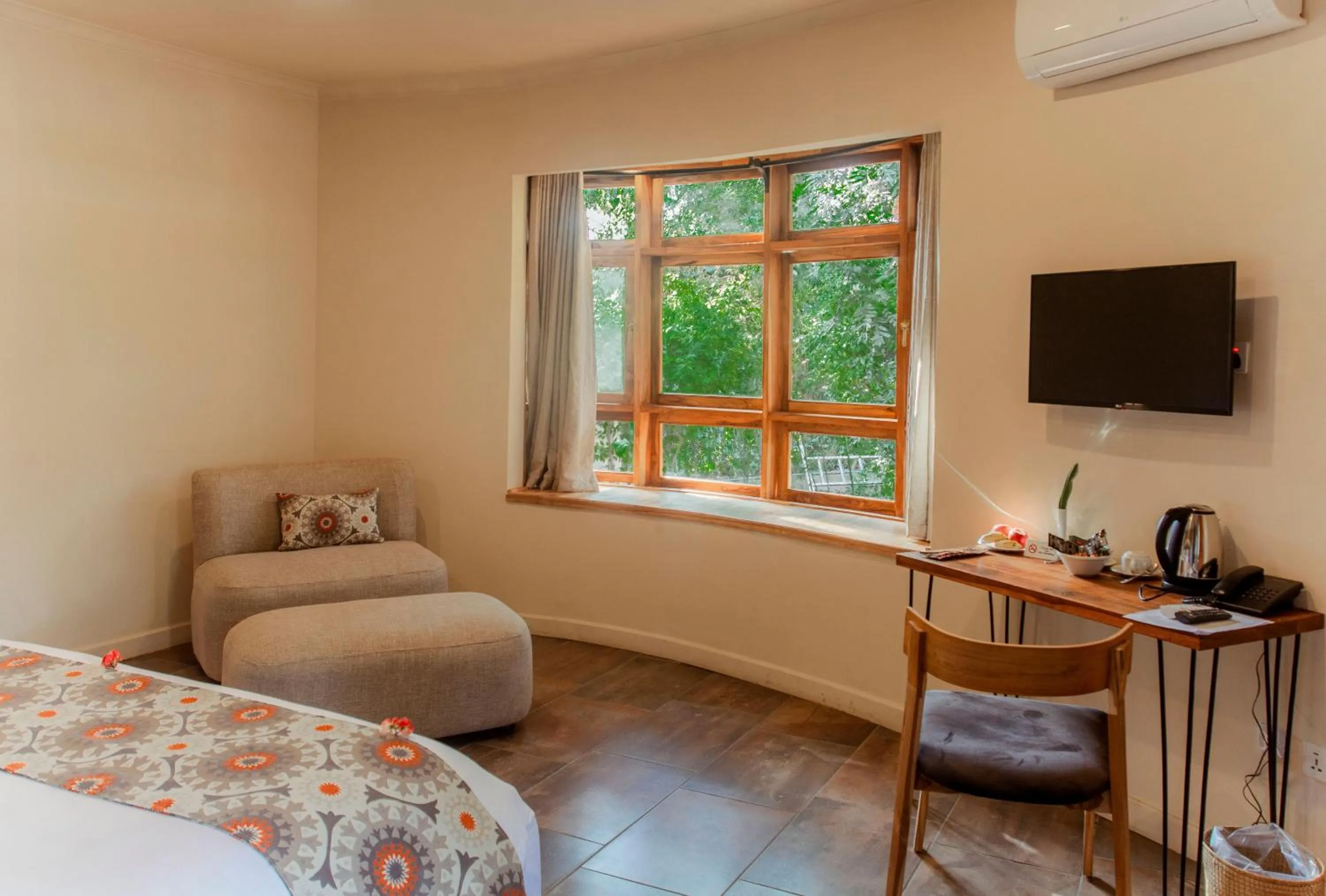 Deluxe Villa in Arusha Planet Lodge