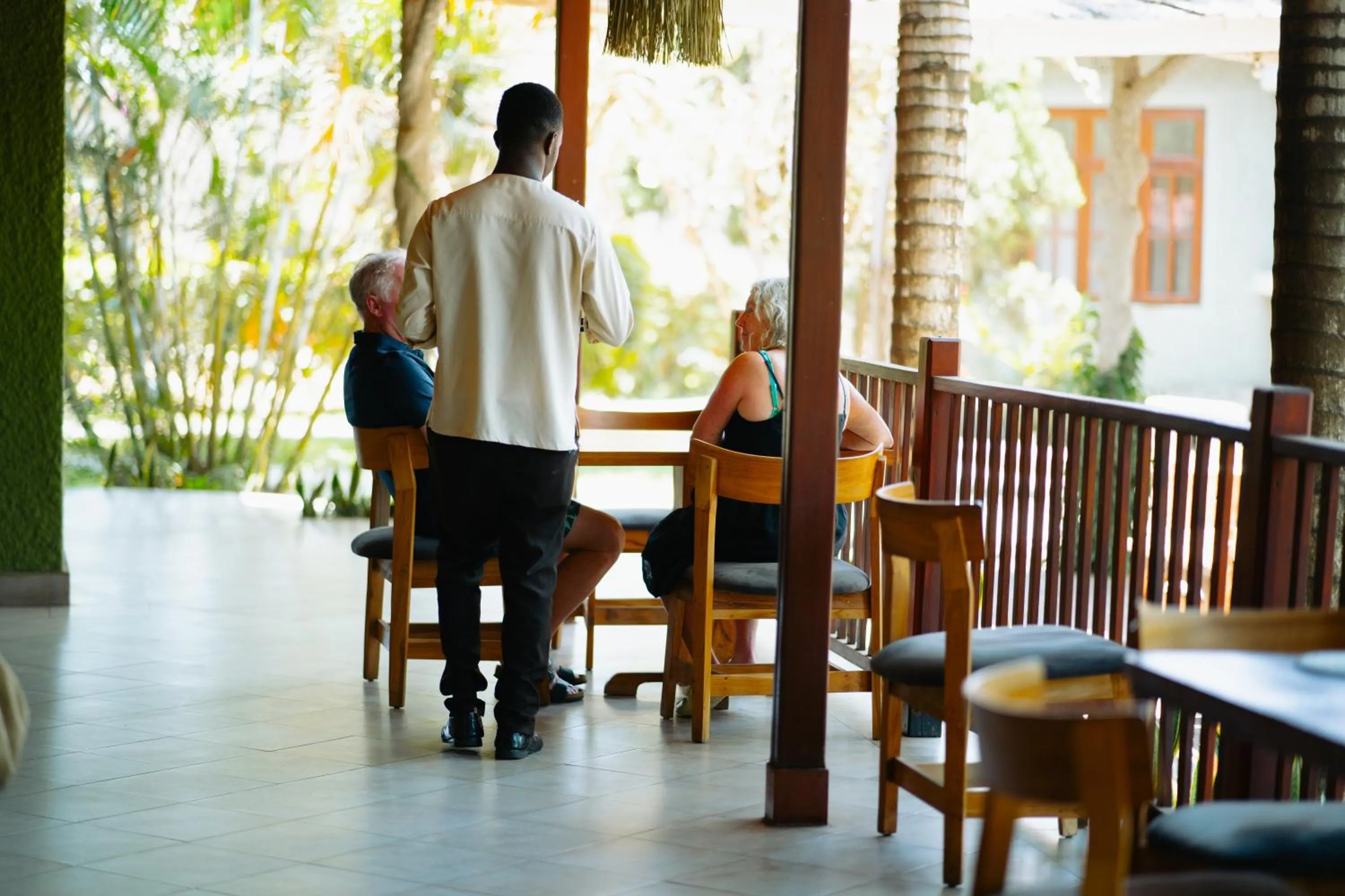 Restaurant/places to eat in Arusha Planet Lodge