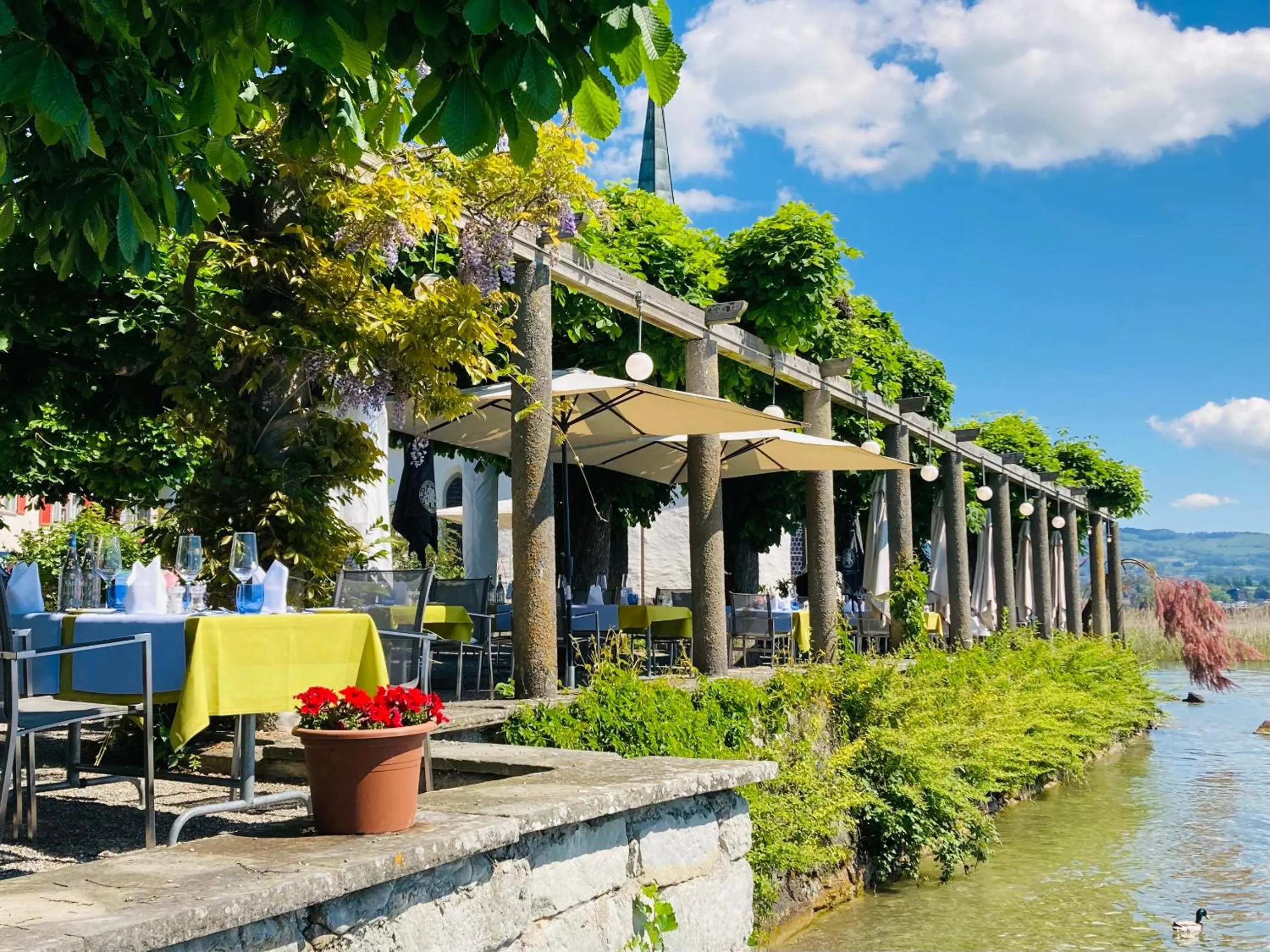 Restaurant/places to eat in Rössli Hurden