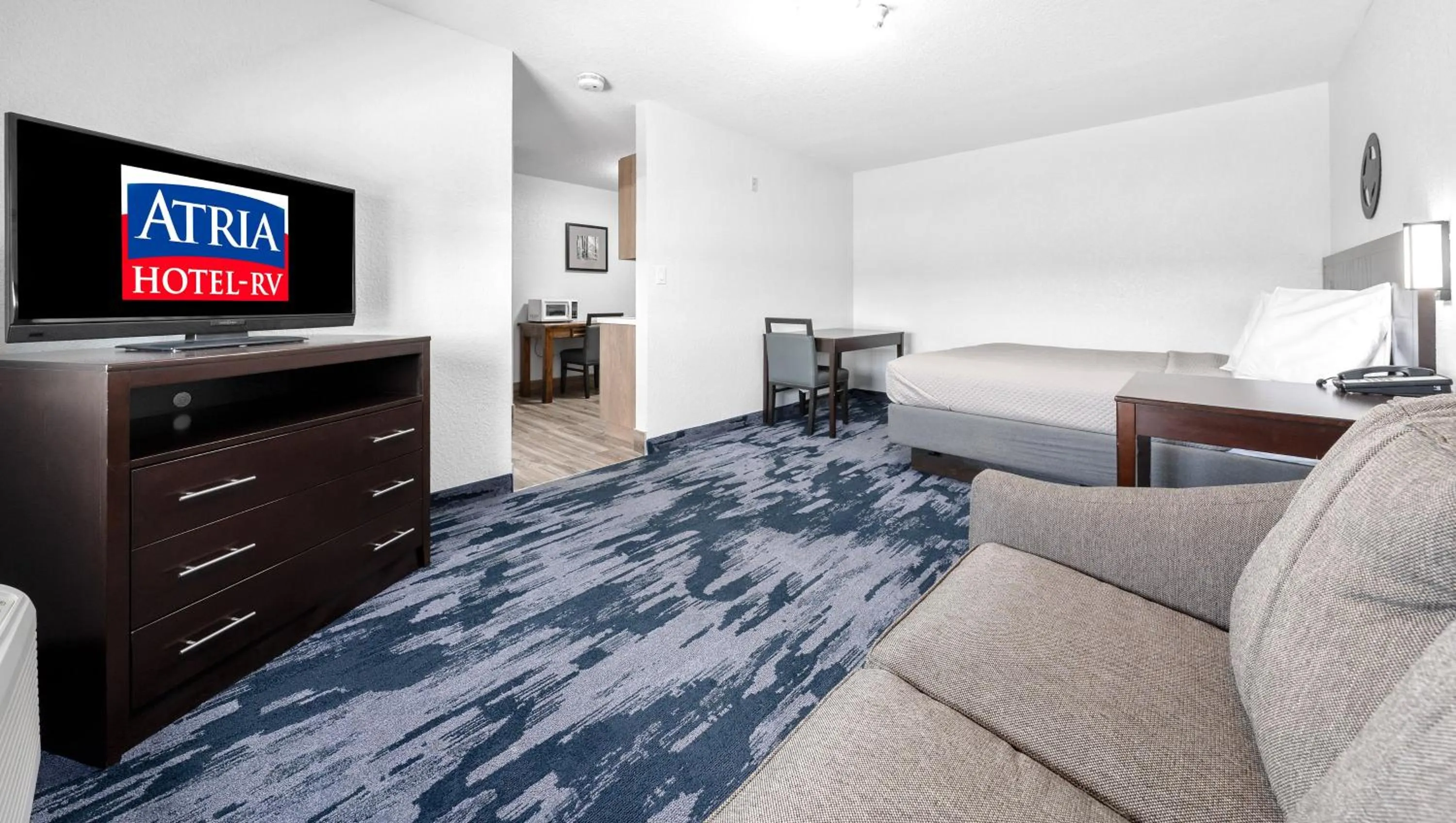 Bedroom, Bed in Atria Hotel and RV McGregor