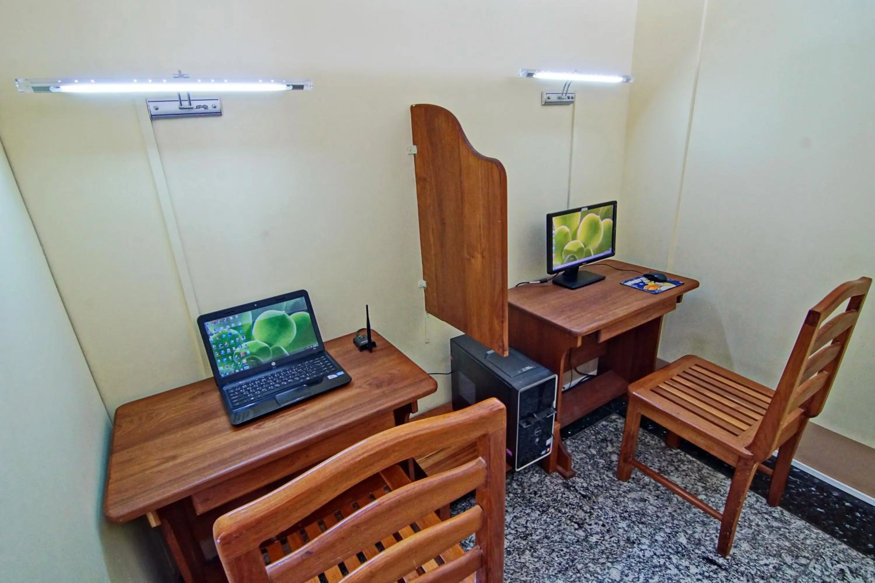 Business facilities in Shwe Ingyinn Hotel Mandalay