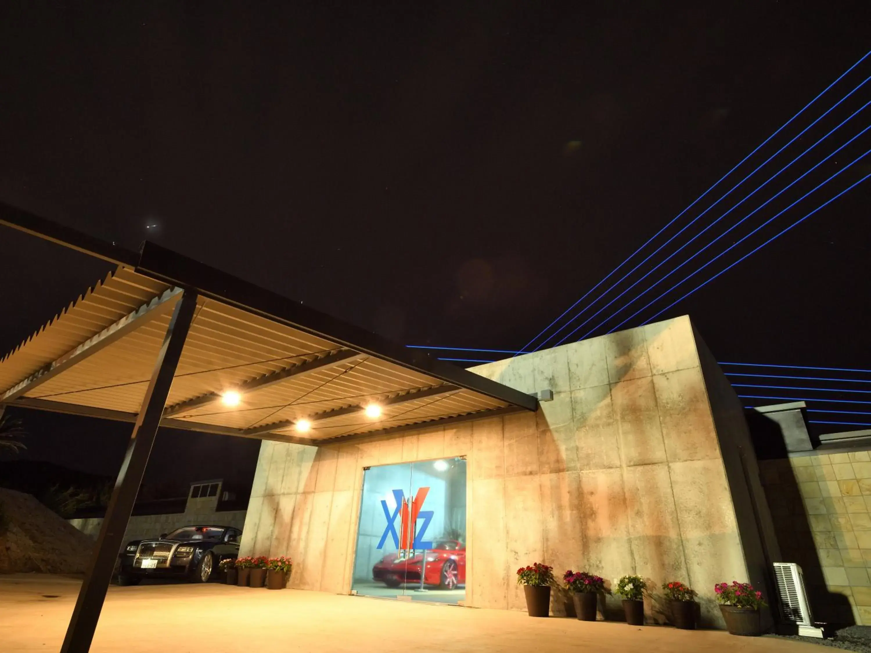 Property building in XYZ speciale Property building in XYZ speciale