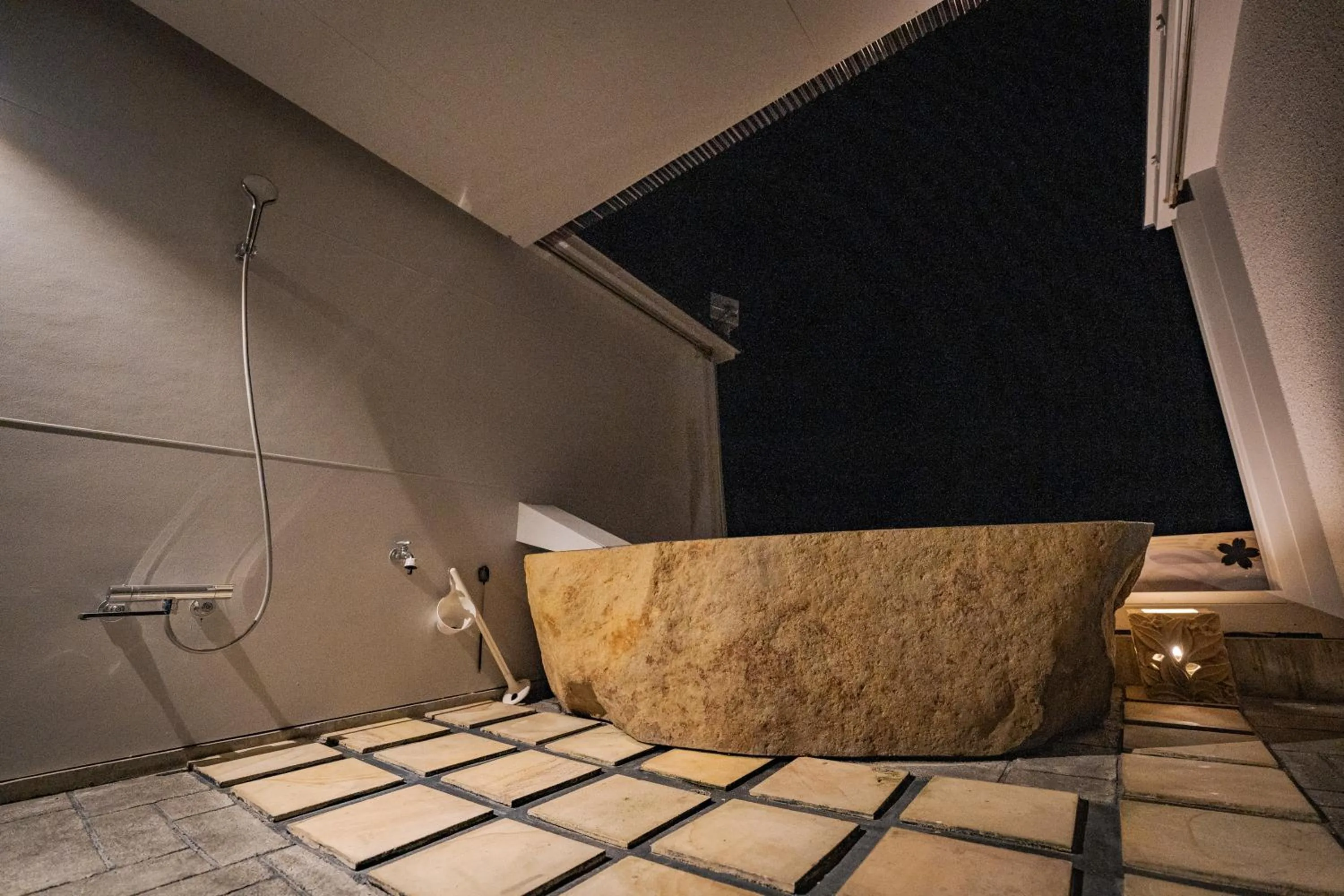 Bathroom in XYZ speciale