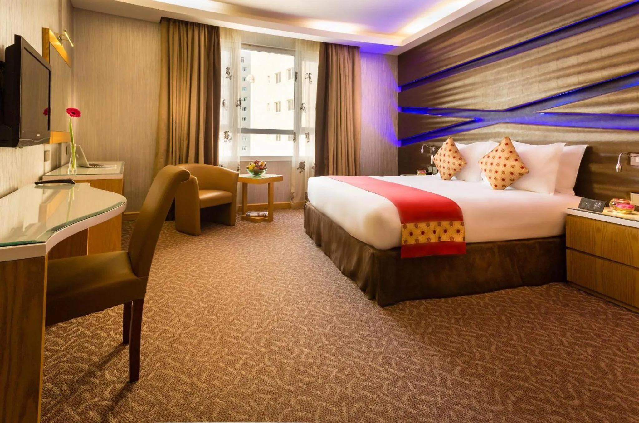 Bed in Al Safir Hotel