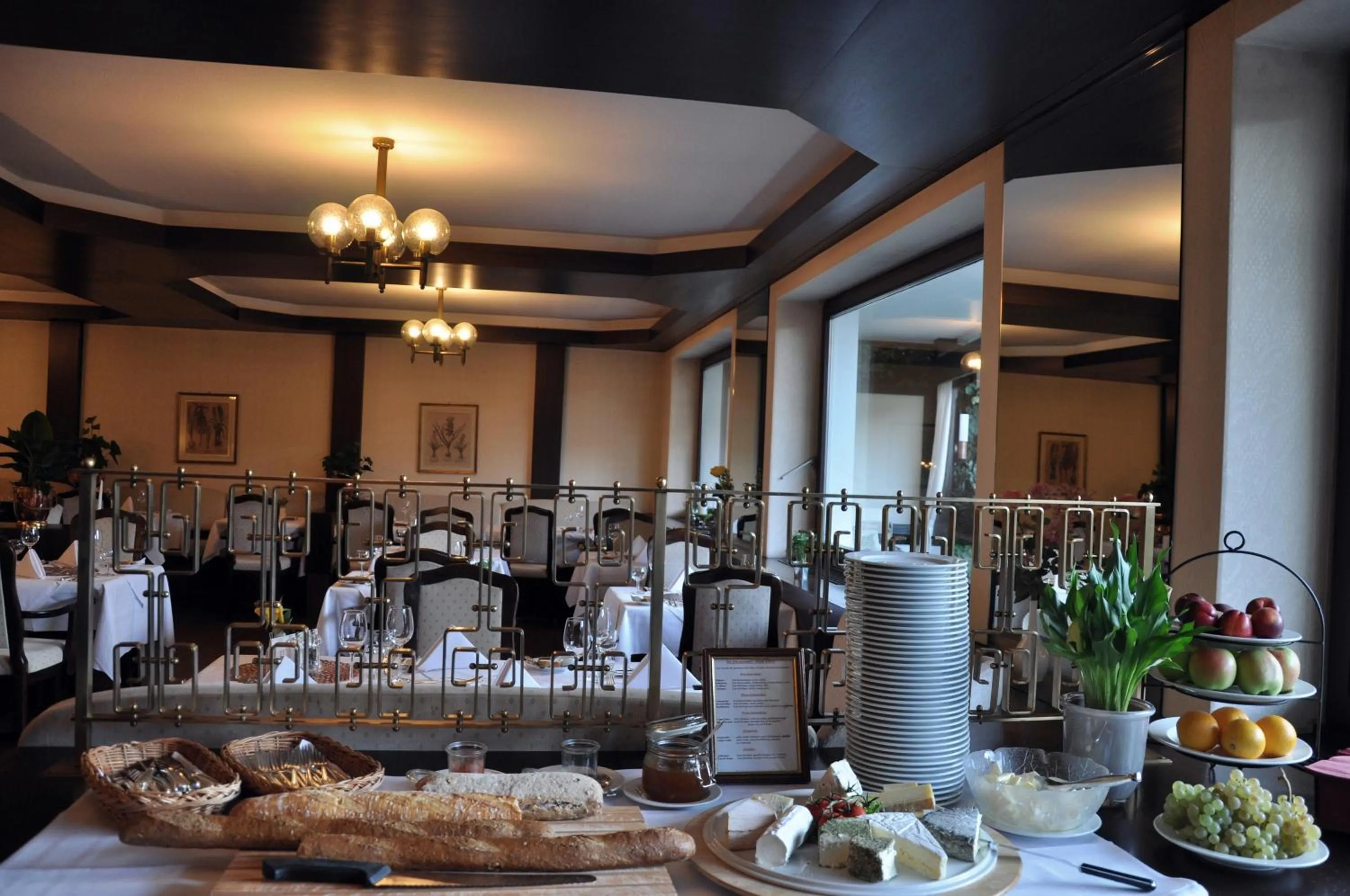 Dinner in Hotel Anna