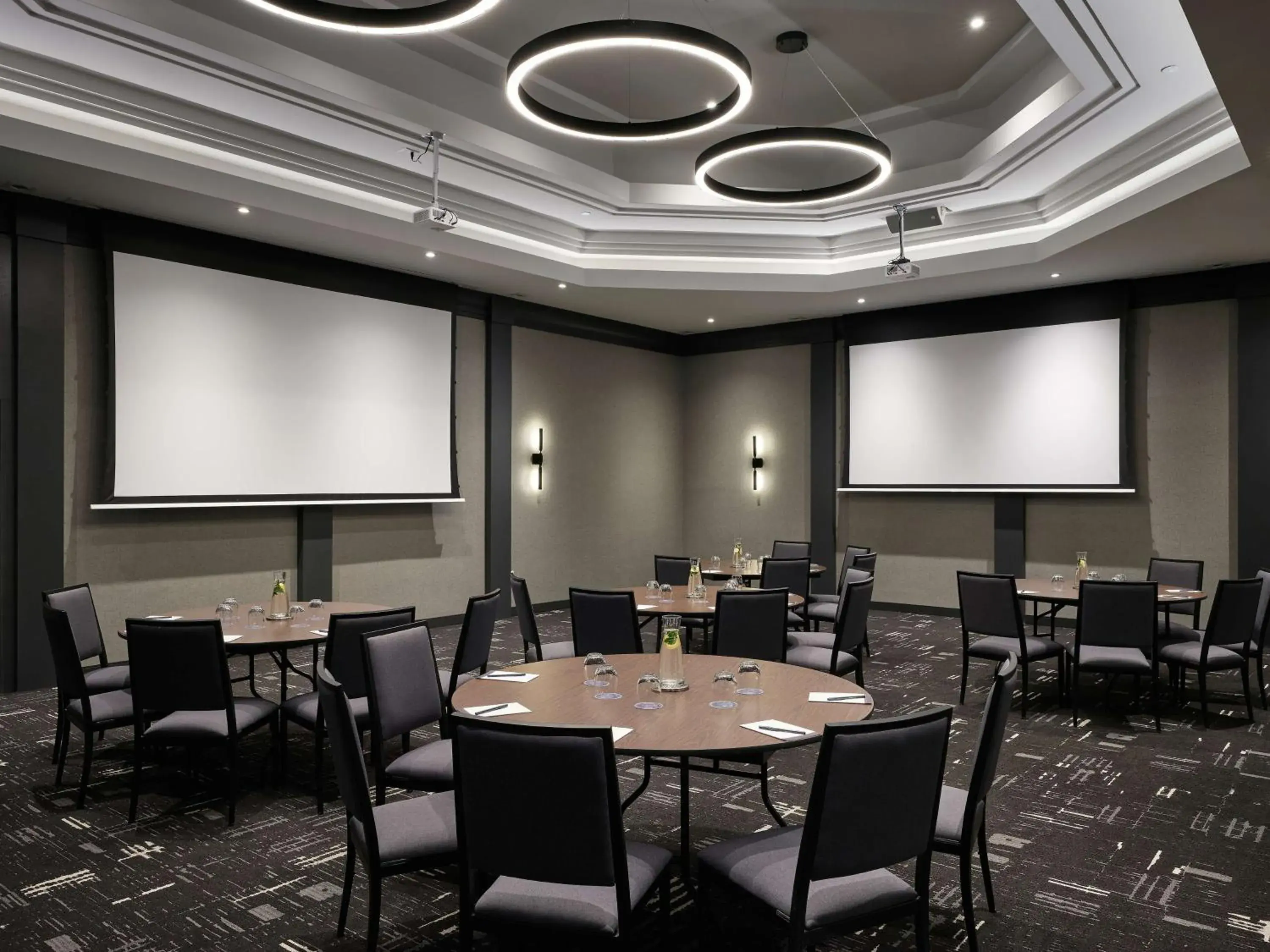 Hyatt Place Montreal - Downtown Hyatt Place Montreal - Downtown