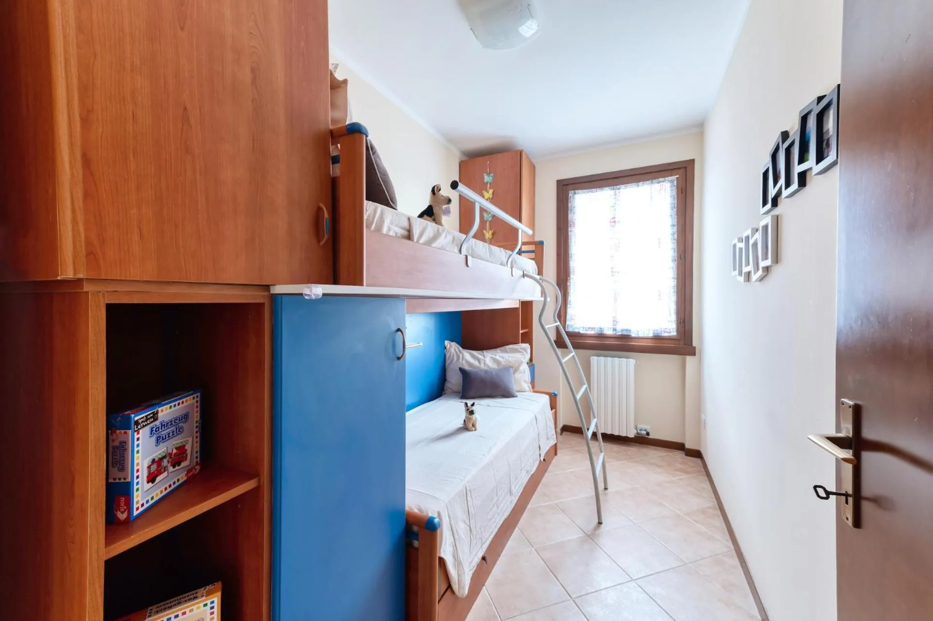 Game Room, Bed in Wolf House - Sirmione Holiday