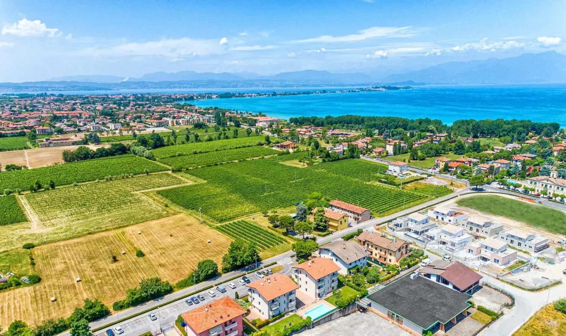 Wolf House - Sirmione Holiday Wolf House - Sirmione Holiday
